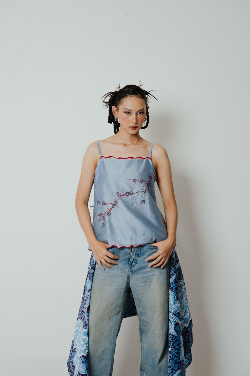 BOOLAO Camisole Sakura 3D Embroidery - Denim blue
