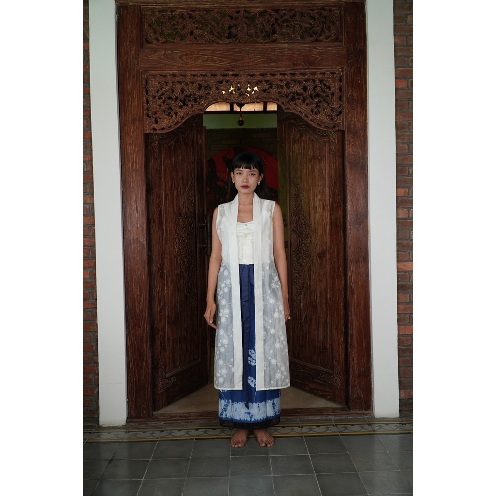 BOOLAO Kebaya Videlia Kemben Sleeveless Detachable (Outer Bongkar Pasang)
