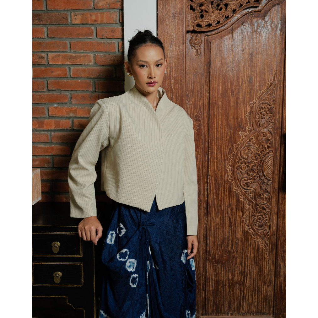 Beskap Outer Dropped Shoulder Boxy - cream