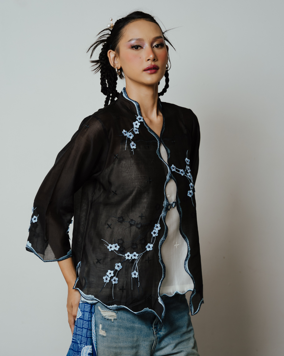 BOOLAO Kebaya Sakura 3D Embroidery - Black
