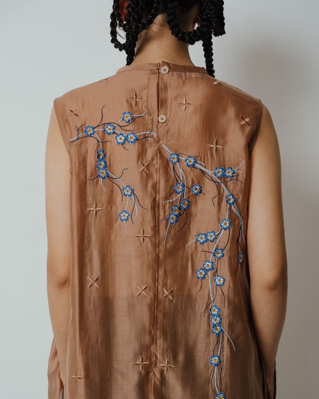 BOOLAO Long Vest Sakura 3D Embroidery - Brown