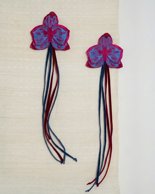 BOOLAO Orchid Brooch Tassel - Maroon