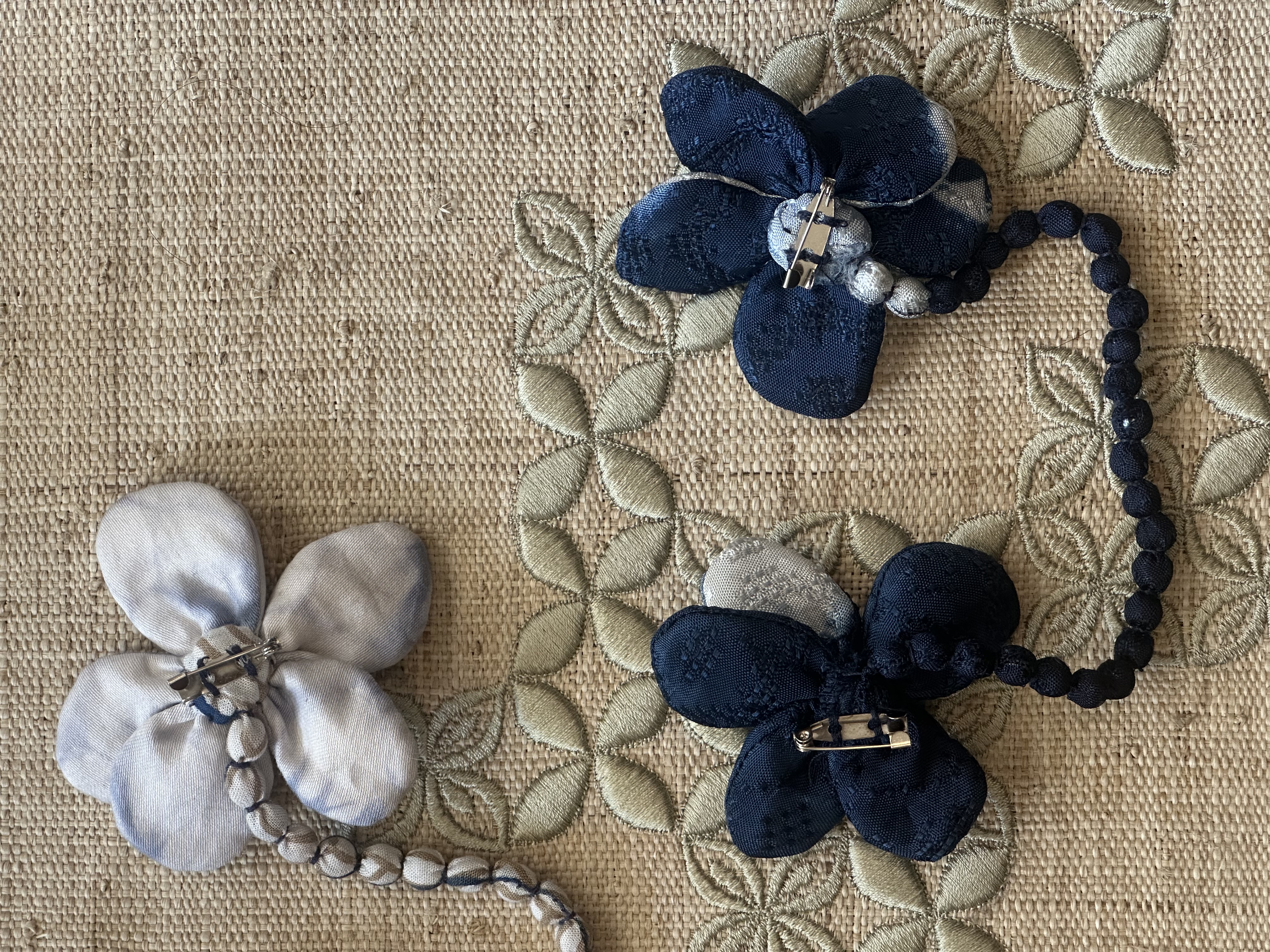 BOOLAO Orchid Double Brooch