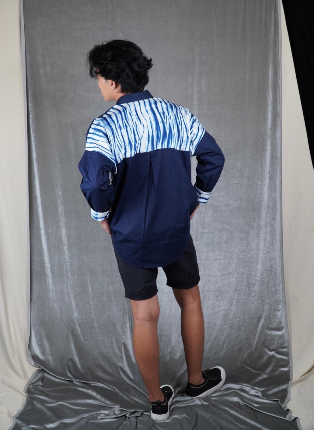 BOOLAO Kemeja Liz Arashi Oversize Navy