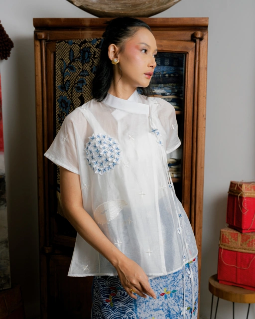 Image of BOOLAO Kembang Borondong Sanghai Vest Pendek