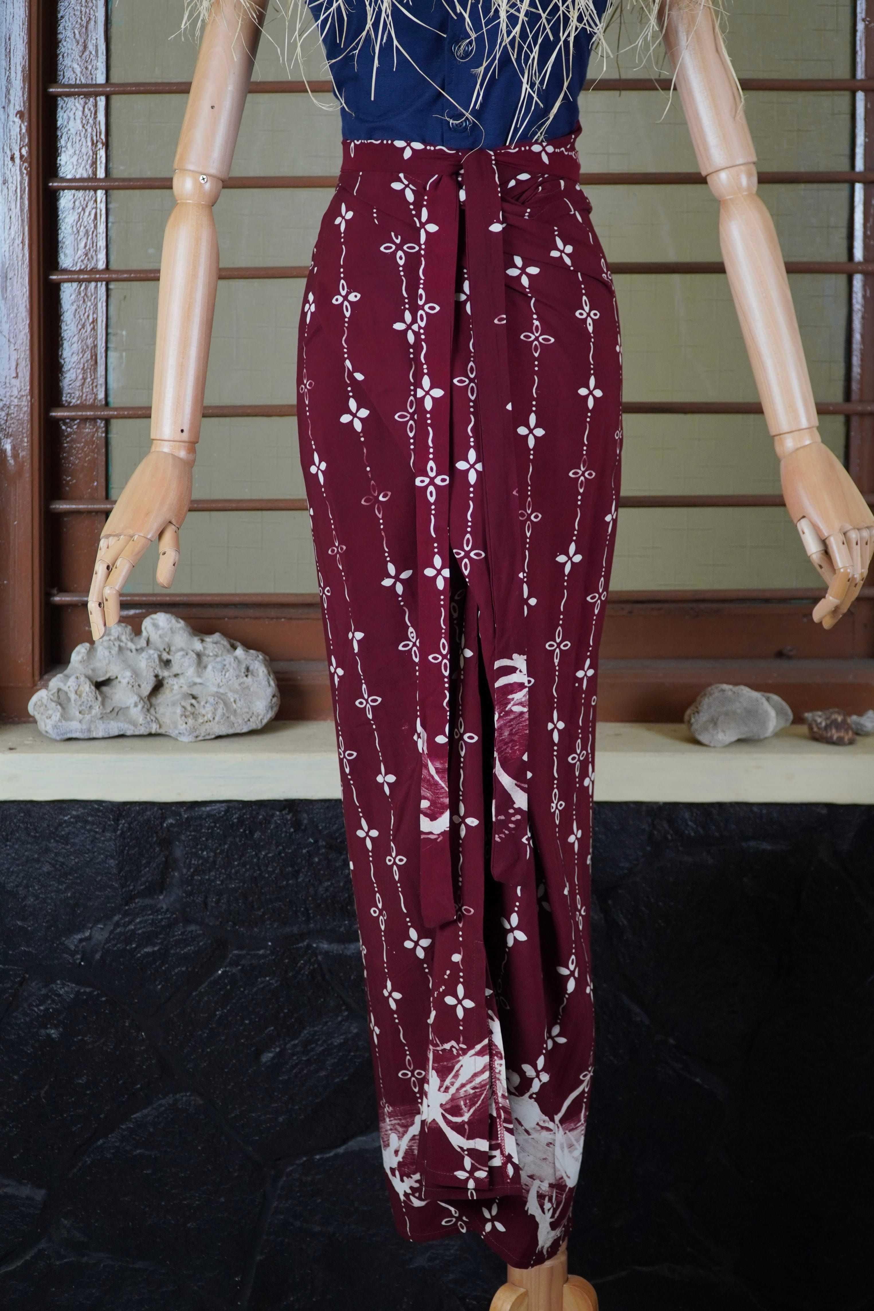 BOOLAO Kumeli Wrap Skirt Maroon (Rok Lilit Ikat Batik Kawung) - Merah Marun