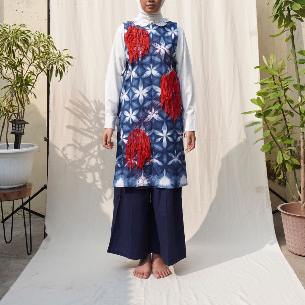 BOOLAO Snowflakes ADJUSTABLE Vest (Rompi Ikat Shibori)