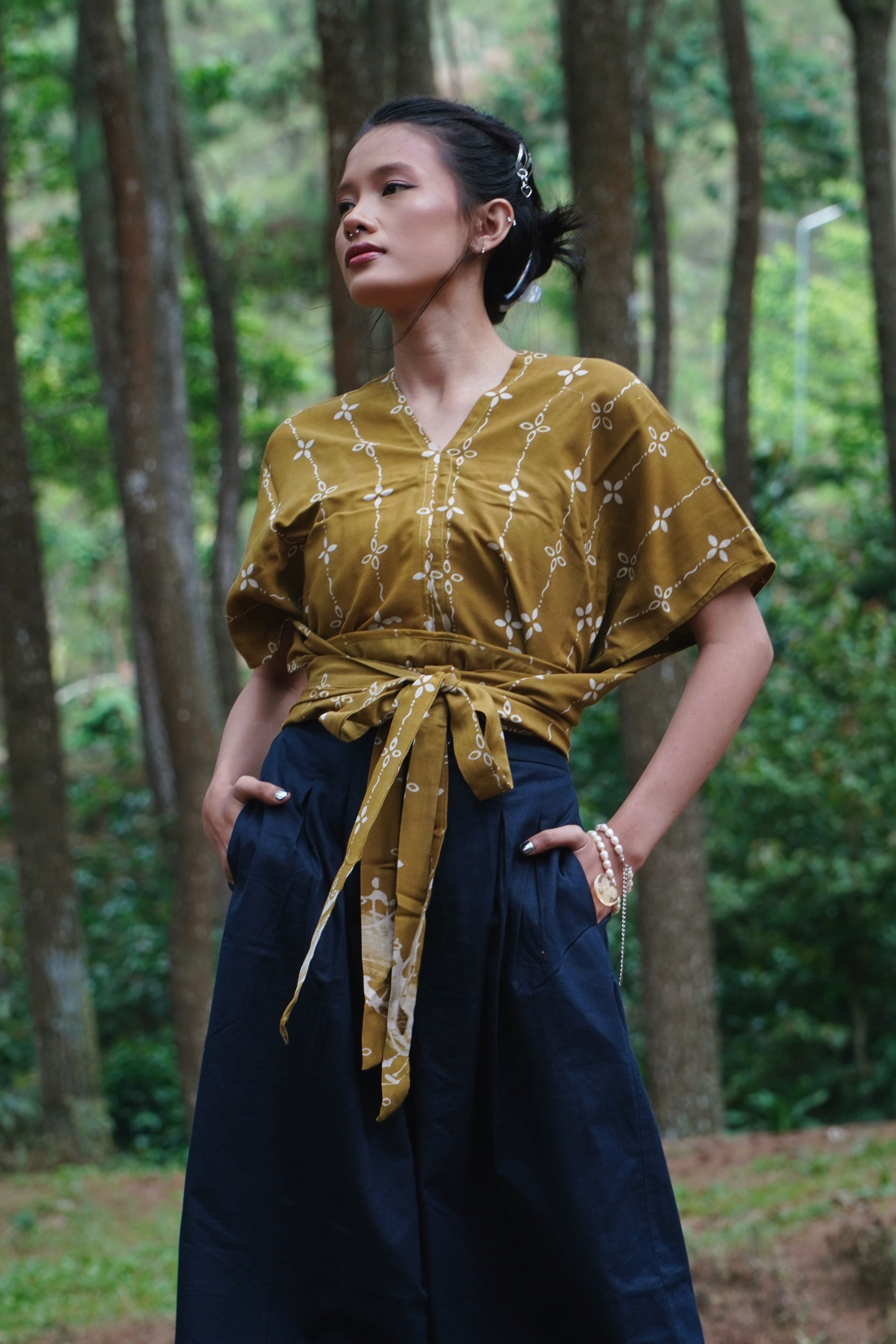 BOOLAO Kumeli Wrap Top Batik (Tank Top Batik)