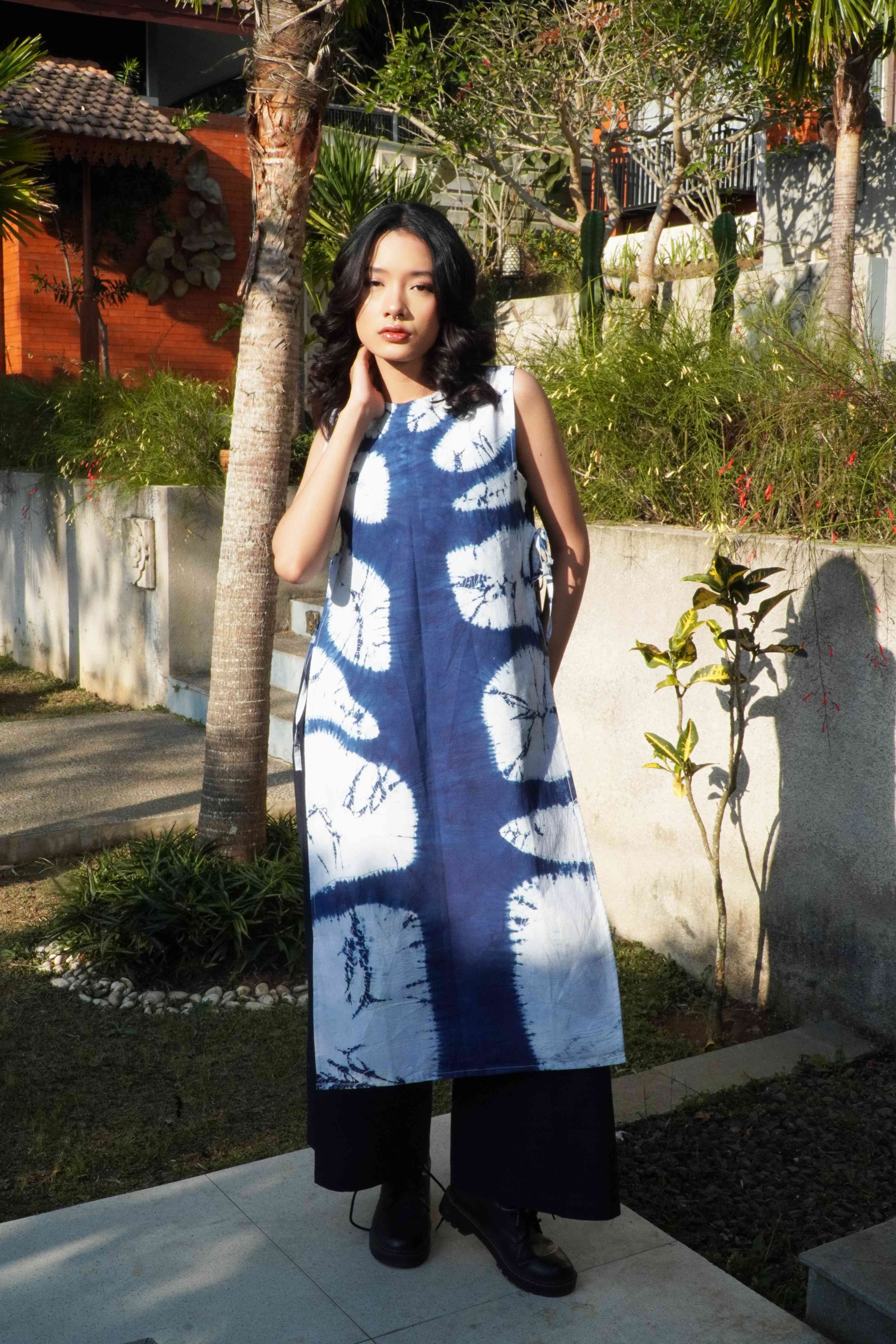 BOOLAO Tumbuh Vest Shibori
