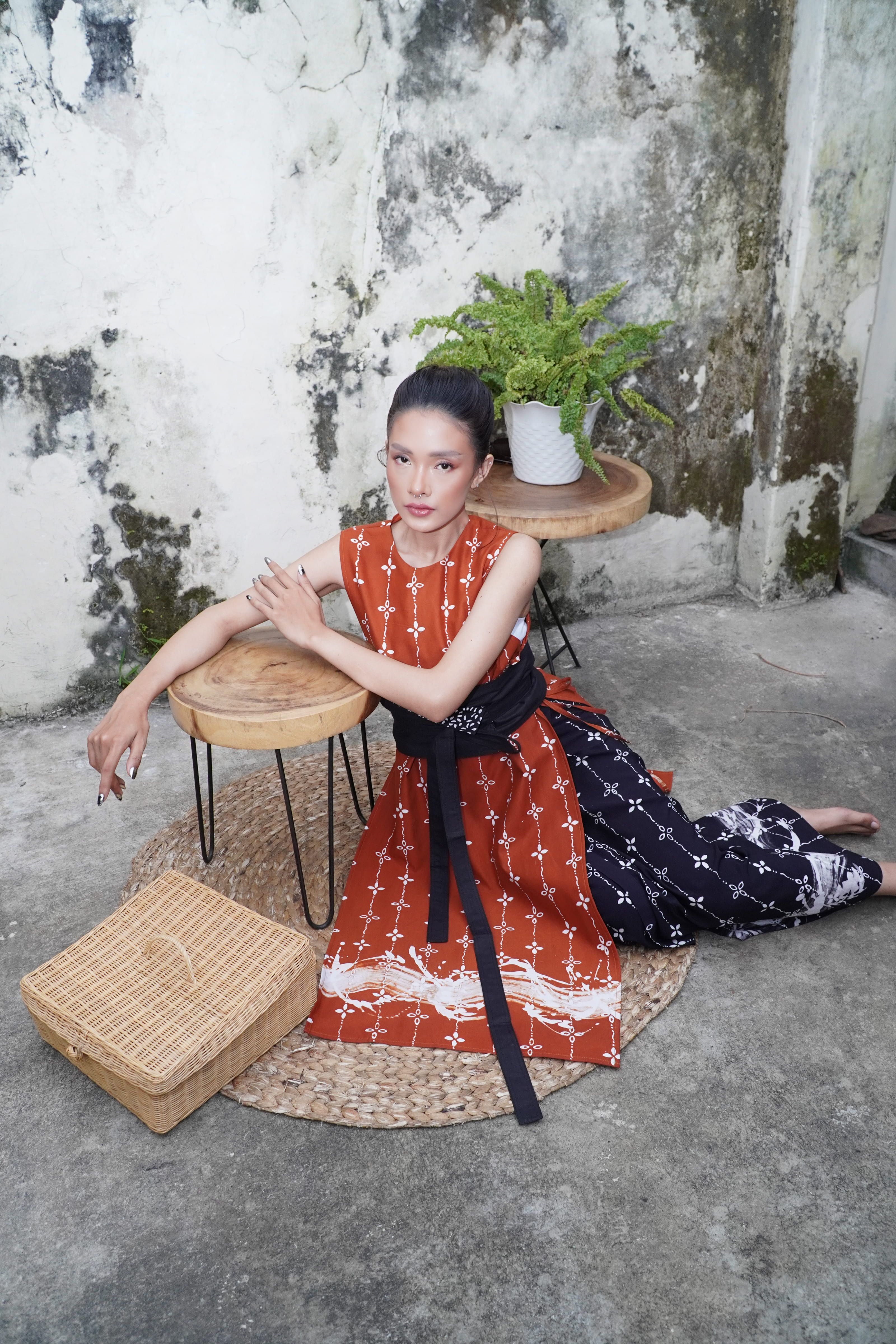 BOOLAO Kumeli Vest Caramel (Rompi Outer Batik Kawung) - Coklat