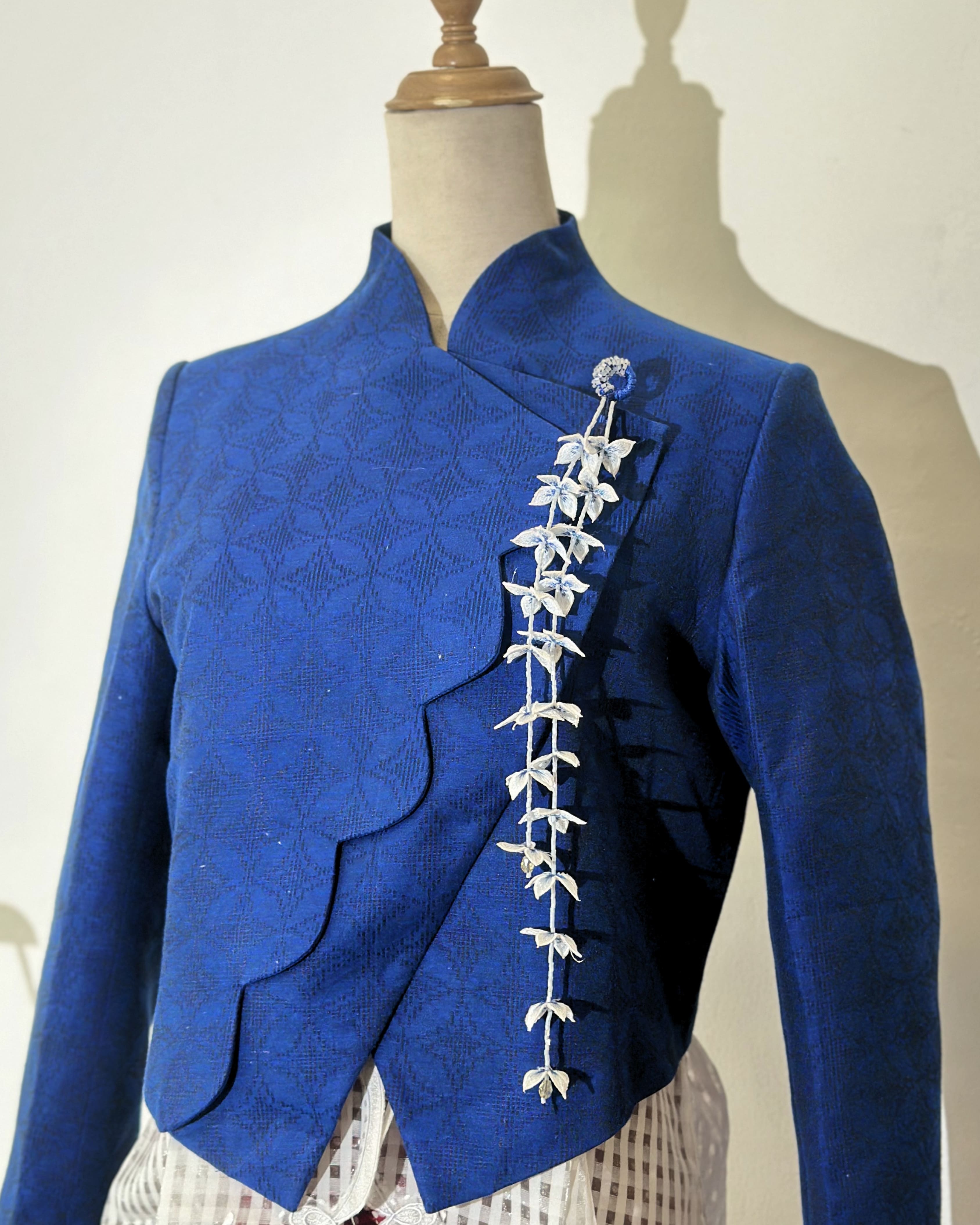 BOOLAO Rontje Series Melati Tassel Brooch