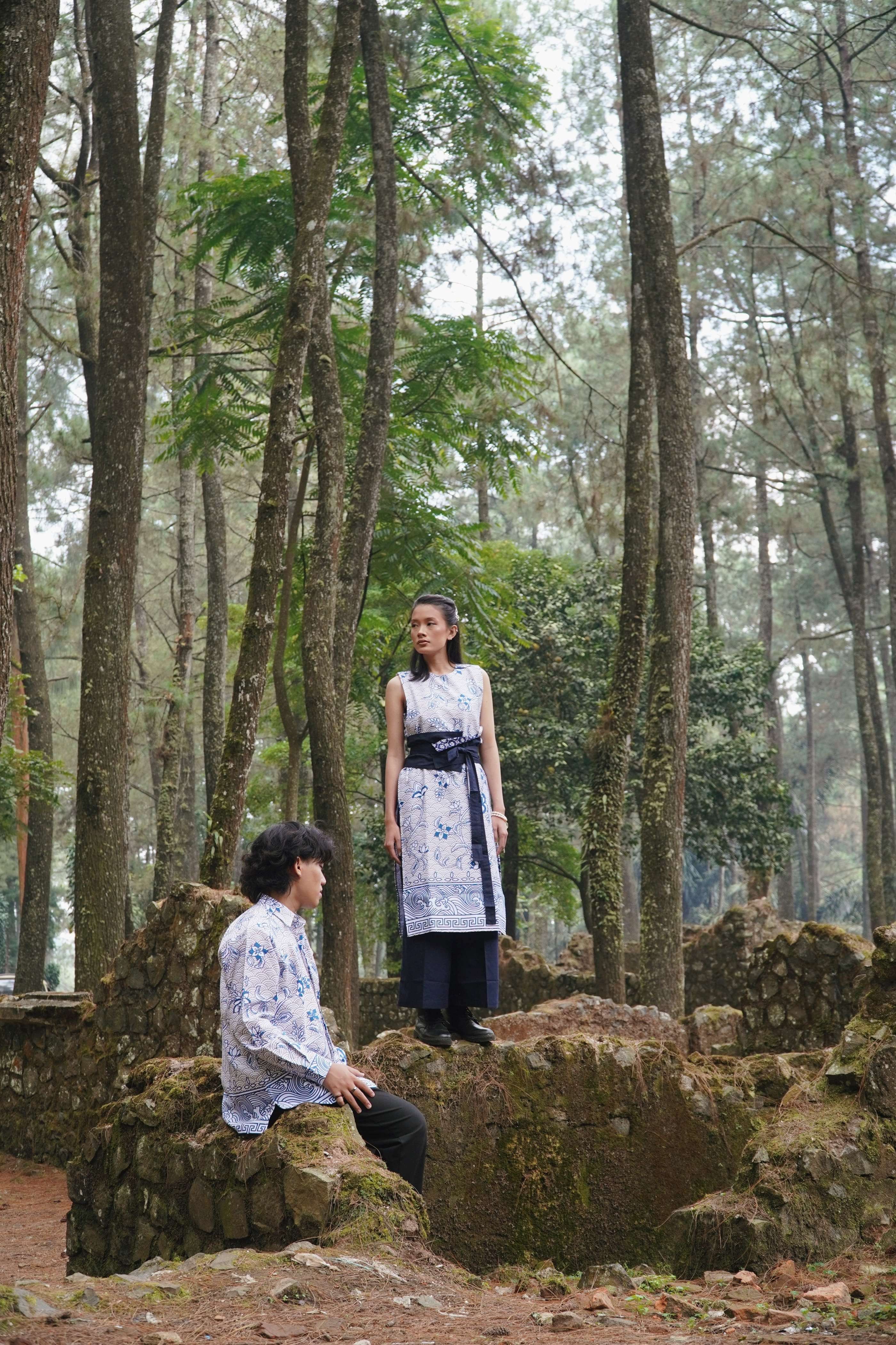 BOOLAO Vest Porcelain Batik