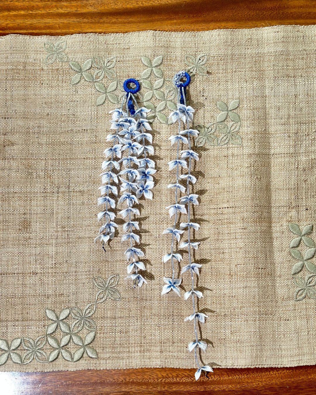 BOOLAO Rontje Series Melati Tassel Brooch