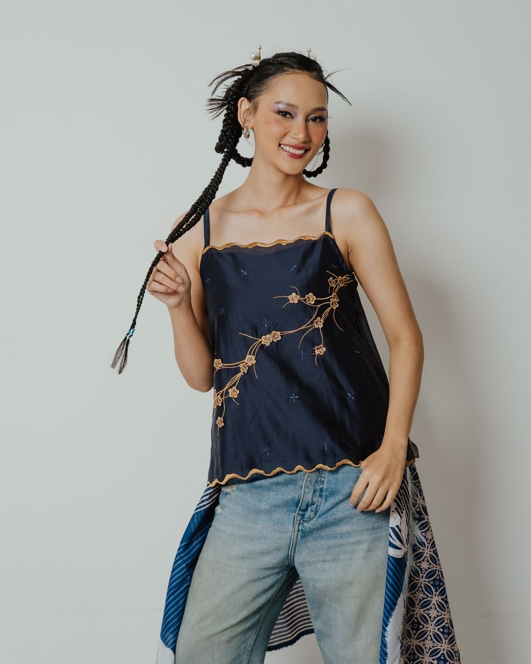 BOOLAO Camisole Sakura 3D Embroidery - Dark Blue