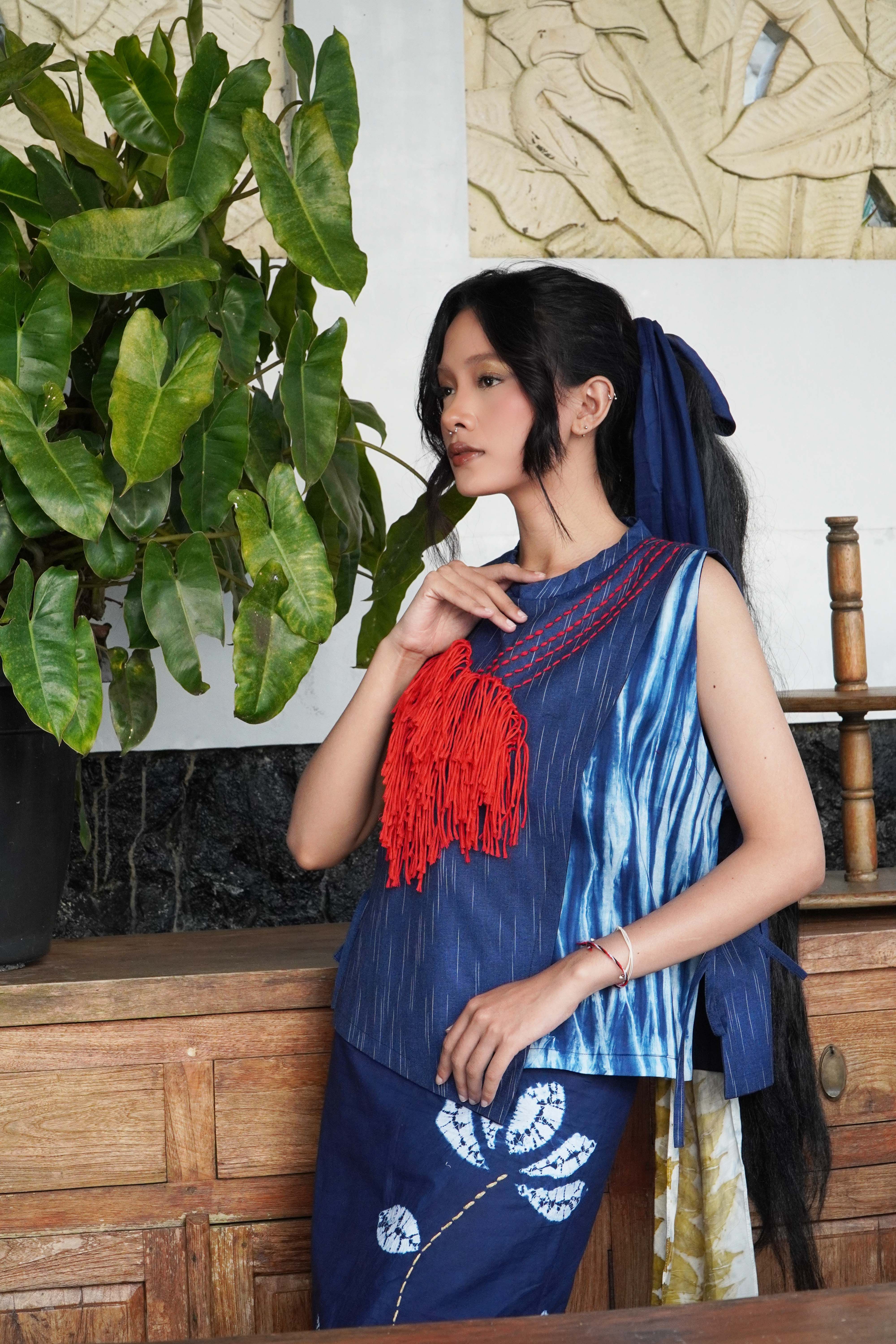 BOOLAO Asymetric Vest Shibori - Sashiko
