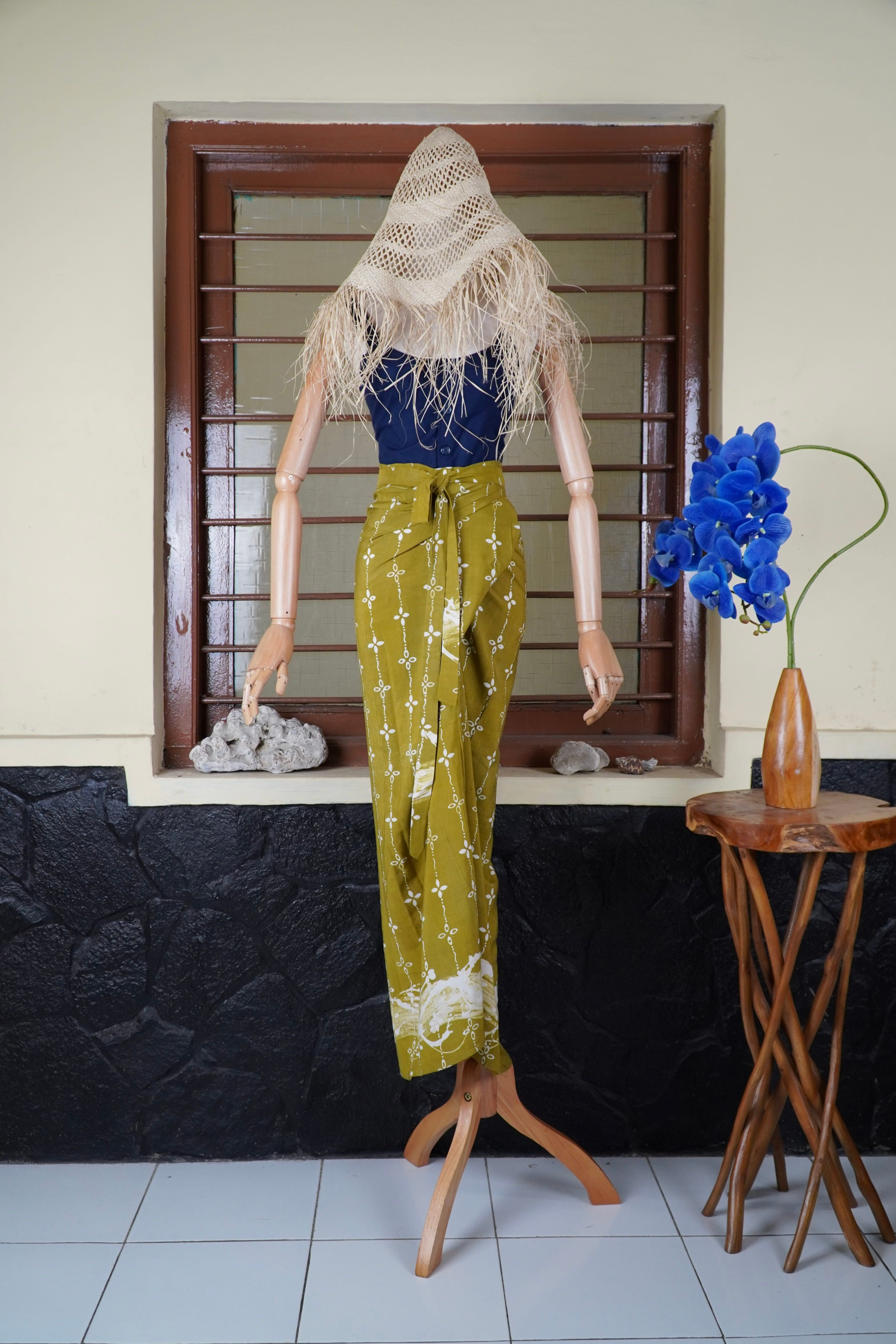 BOOLAO Kumeli Wrap Skirt Lime Green (Rok Lilit Ikat Batik Kawung) - Hijau Olive