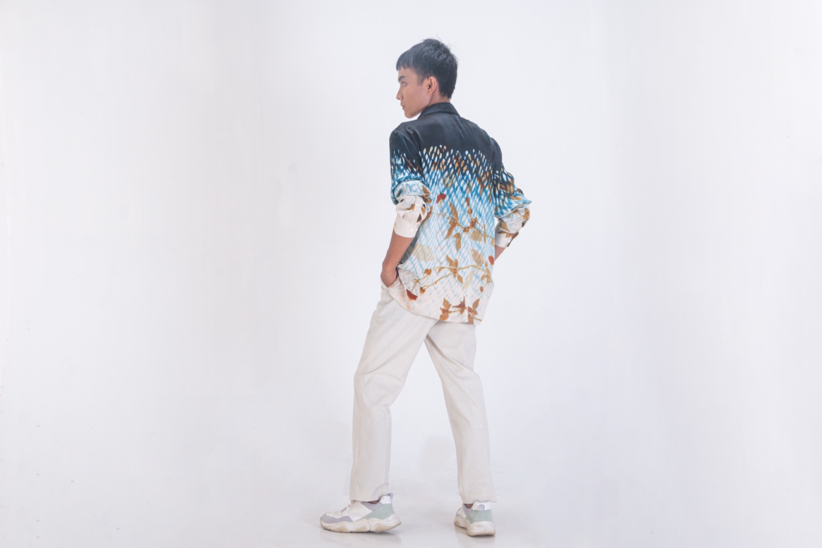 BOOLAO Kemeja Ombre Shibori on Ecoprint Silk