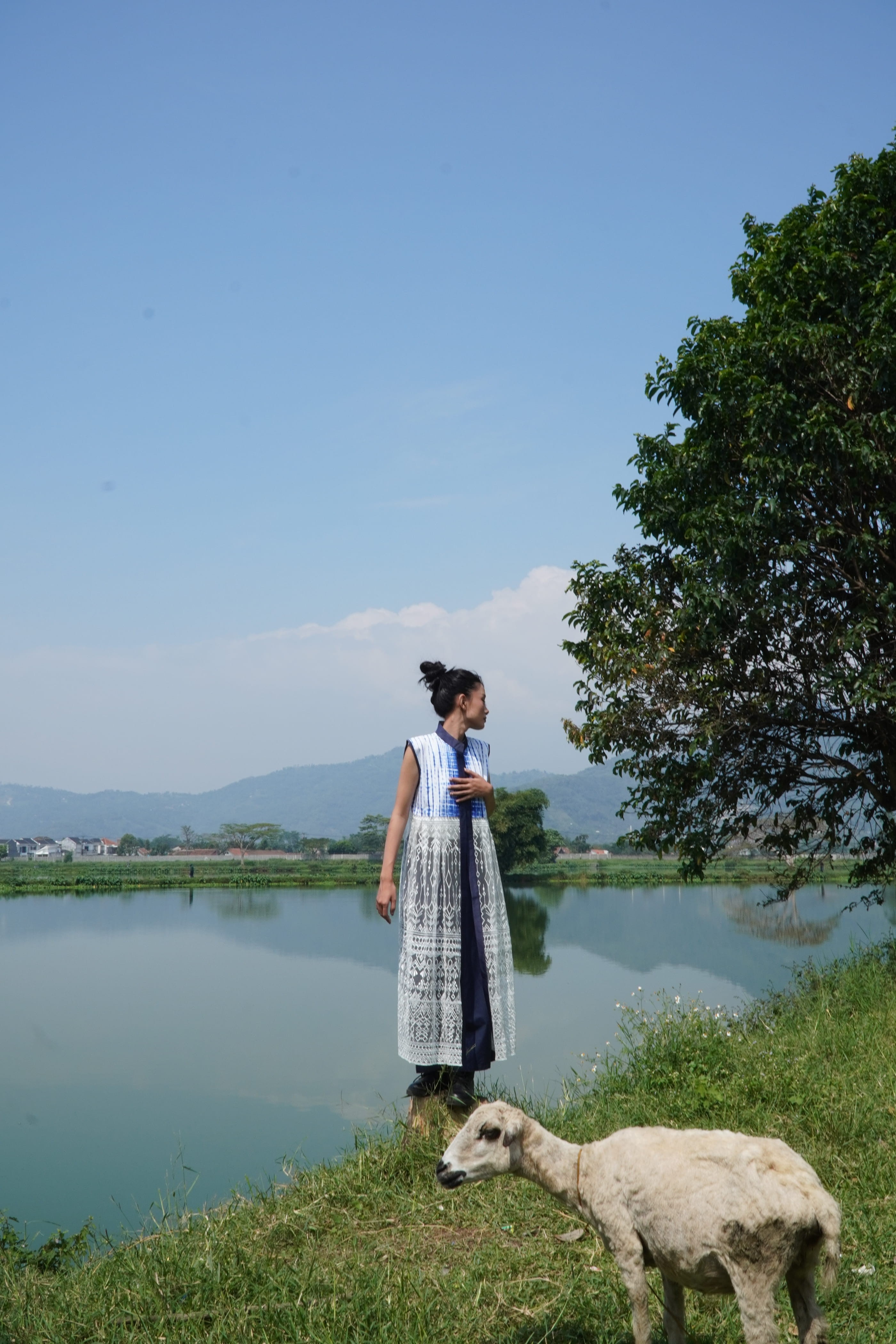 BOOLAO HAN Suji Shibori Outer Rintik Embroidery