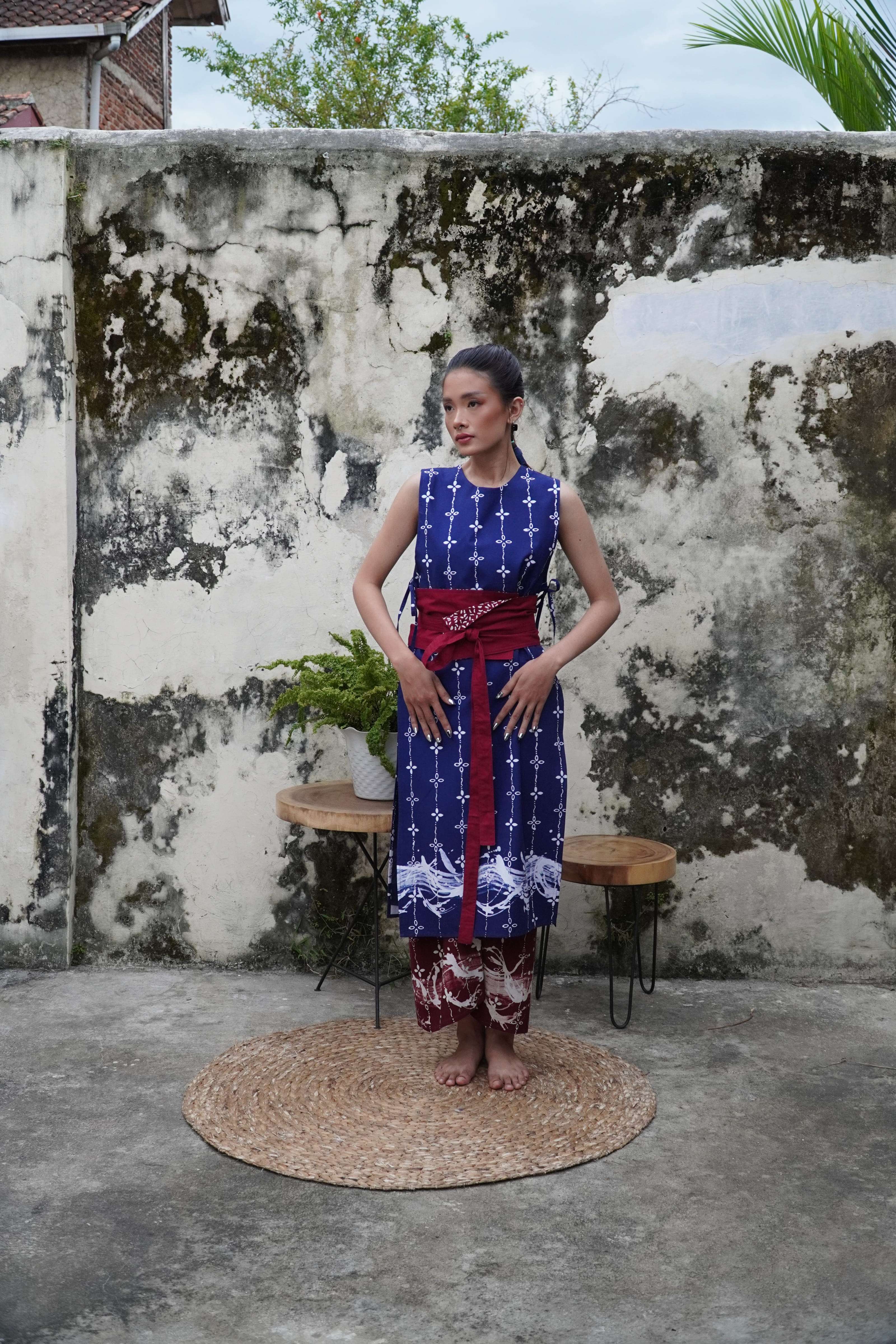 BOOLAO Kumeli Vest Navy Blue (Rompi outer Batik Kawung) - Biru Dongker