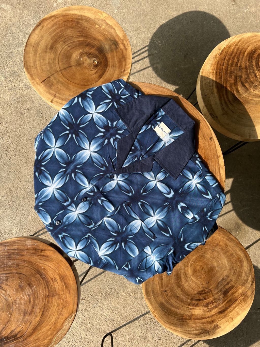 BOOLAO Kemeja Kaleidoscope Kawung Biru (Kemeja Bowling Shirt)