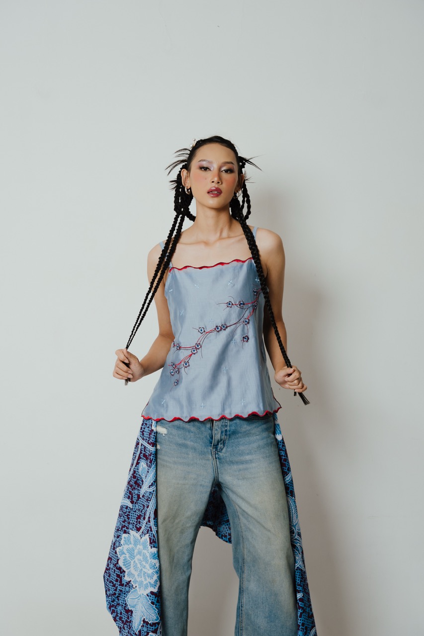 BOOLAO Camisole Sakura 3D Embroidery - Denim blue