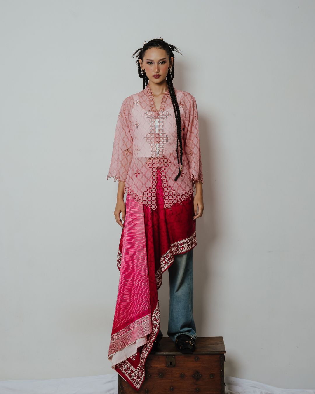 BOOLAO Kebaya Seribu Kawung - Pink