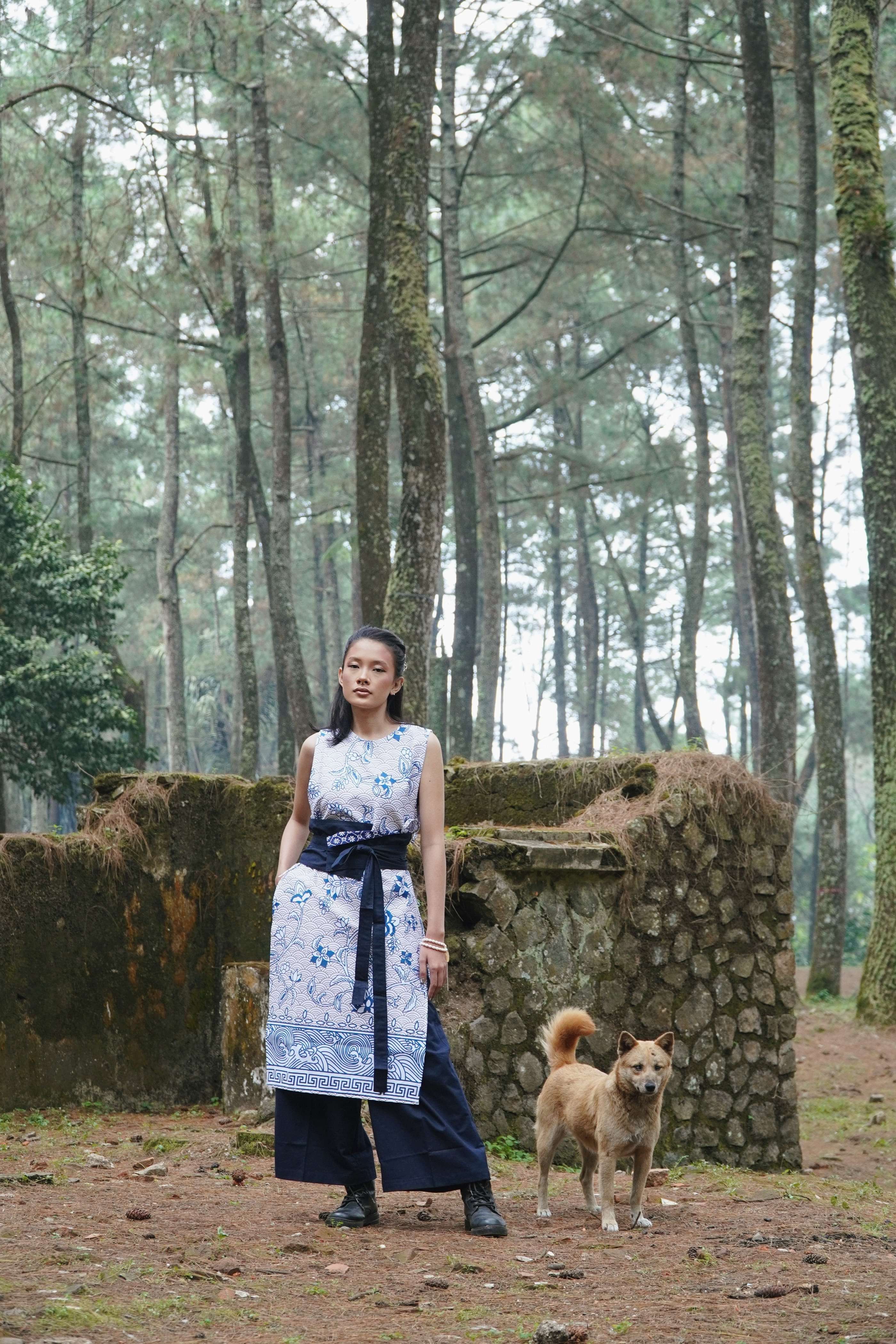 BOOLAO Vest Porcelain Batik
