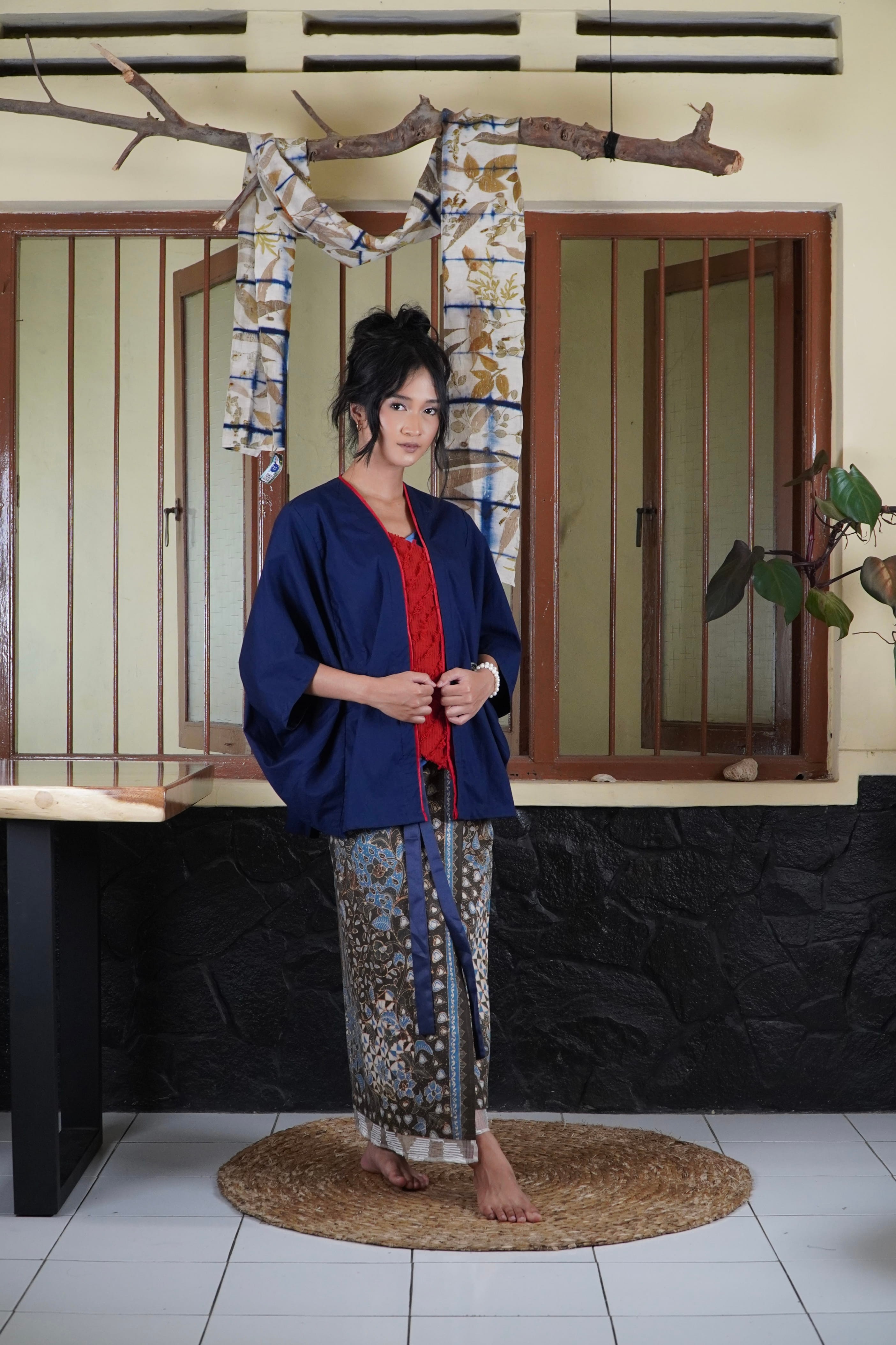 BOOLAO Kebaya Outer Kemben Detachable (Kebaya Cardigan) - Navy