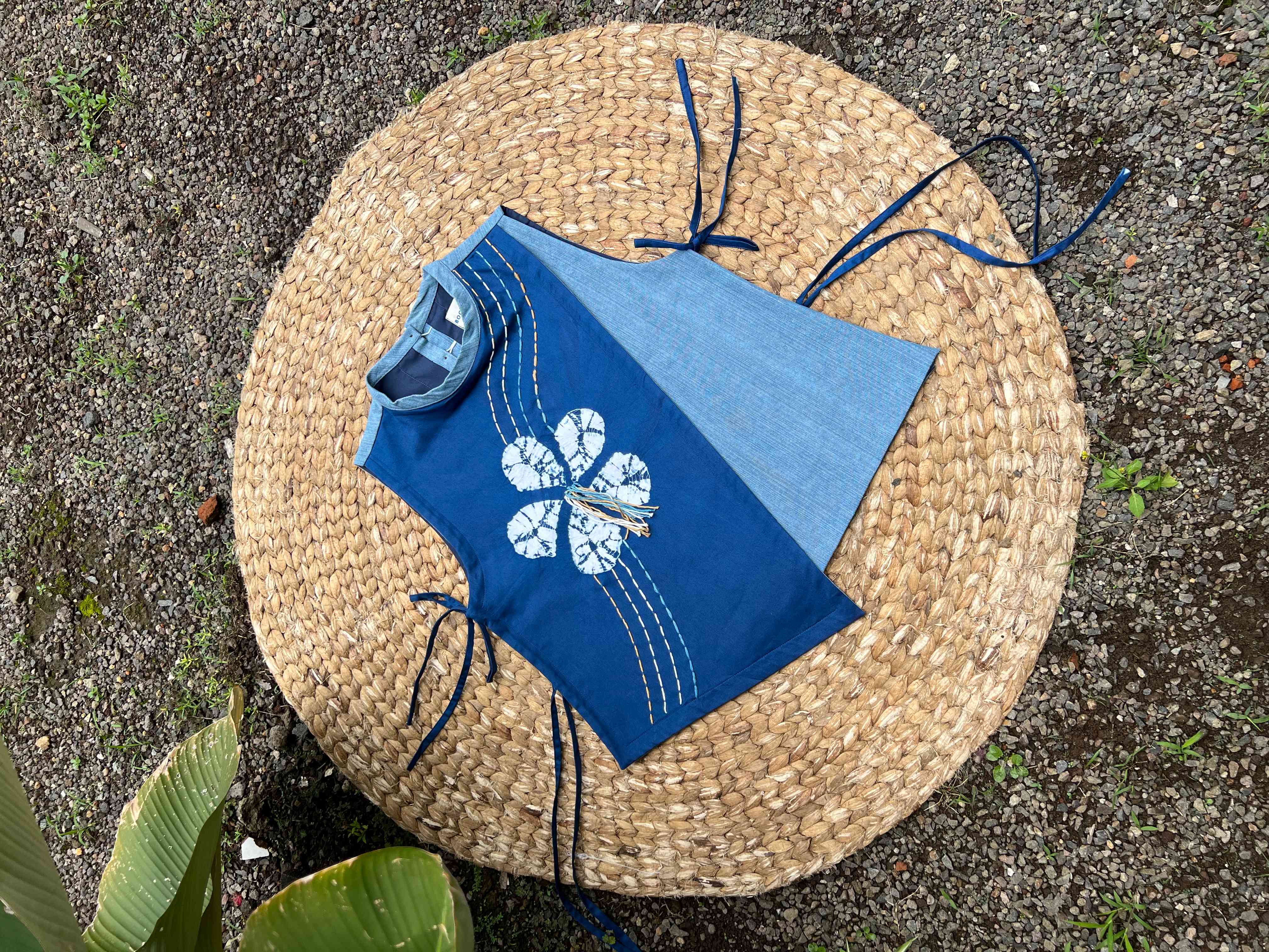 BOOLAO Vest Pendek Patra Komala Asimetris (Rompi Batik Shibori)
