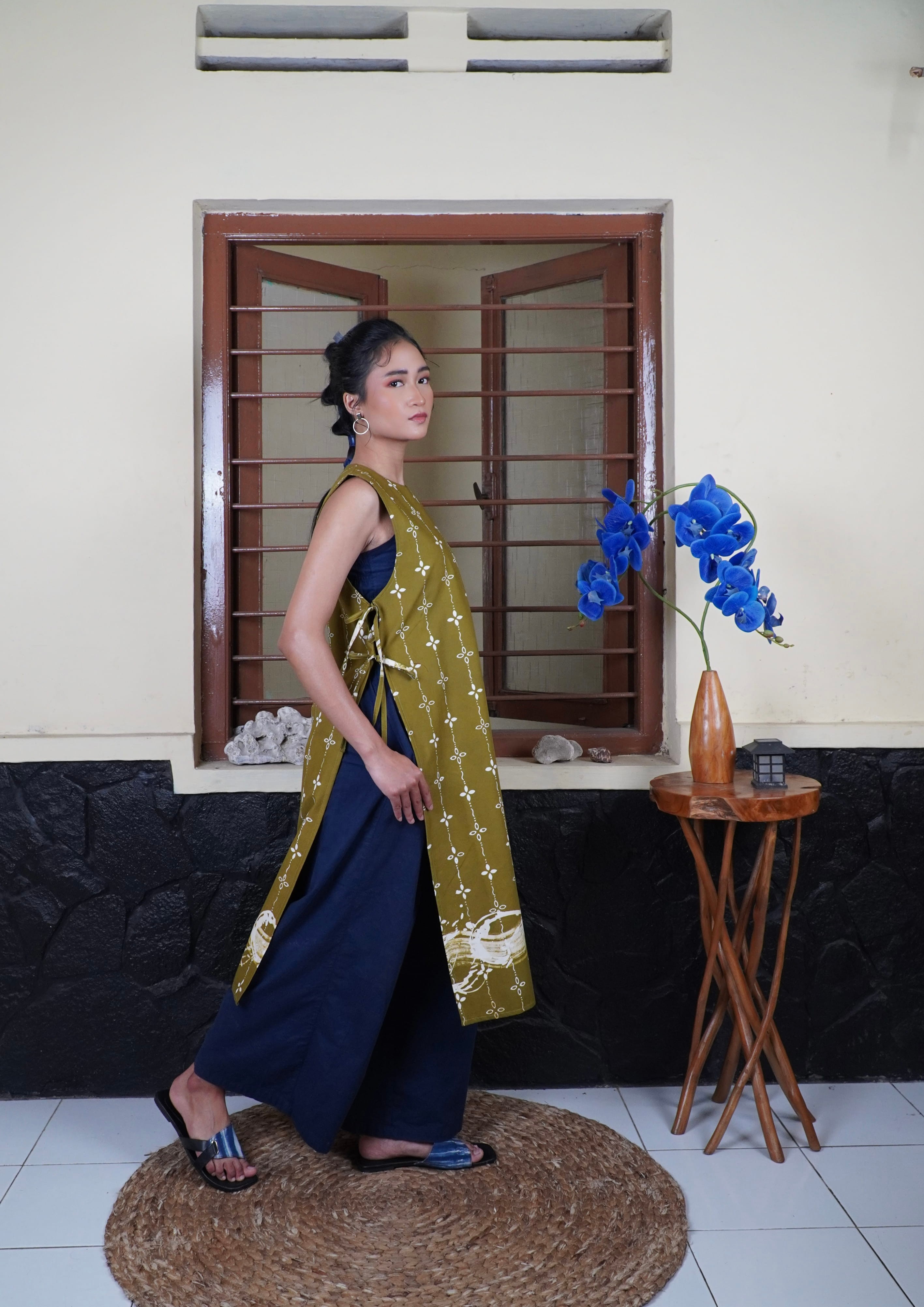 BOOLAO Kumeli Vest Lime Green (Rompi Outer Batik Kawung) - Hijau Olive