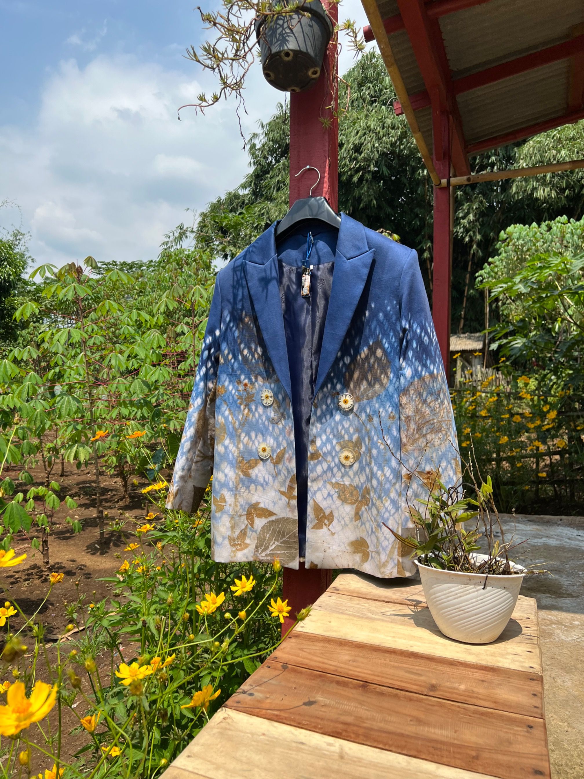 BOOLAO Ombre Peak Blazer Shibori on Ecoprint