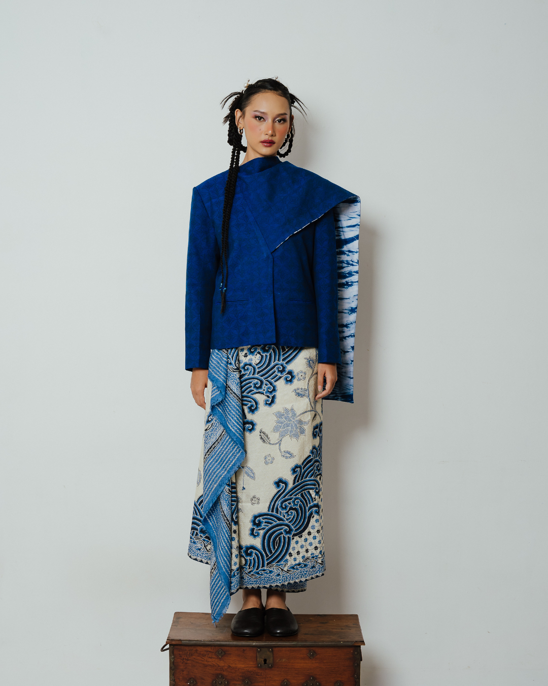 BOOLAO Blazer Janggan Selendang Hand-Woven Blue