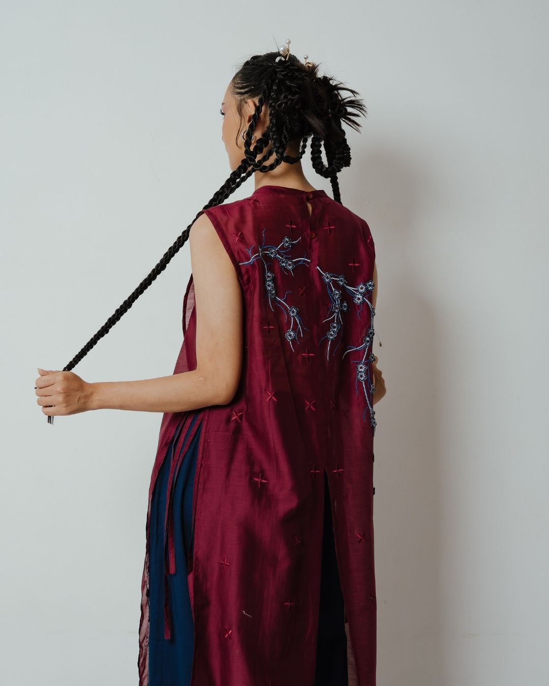 BOOLAO Long Vest Sakura 3D Embroidery - Red Wine