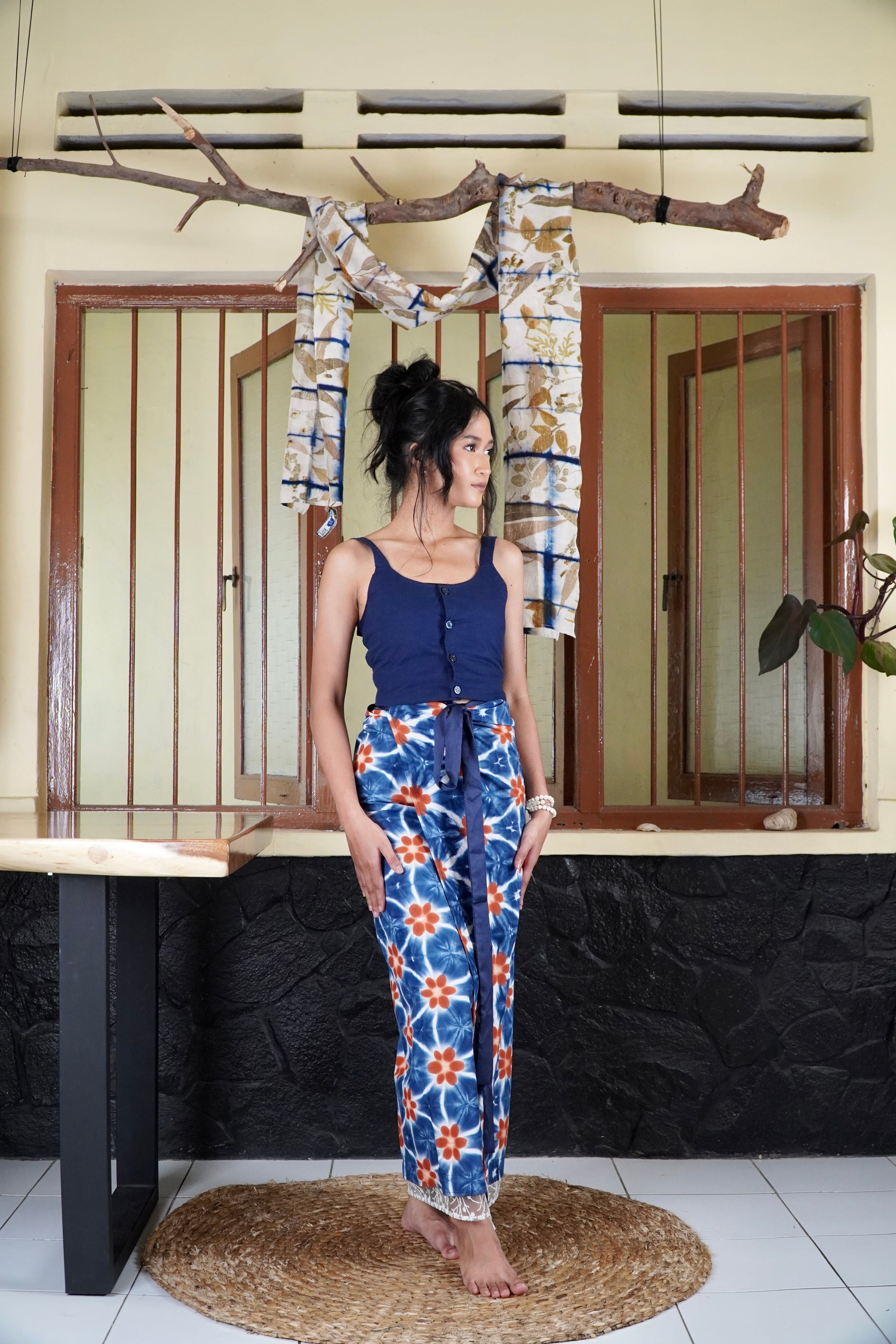 BOOLAO Saroong Kaleidoscope Shibori - Snowflakes Terracotta Rok Lilit