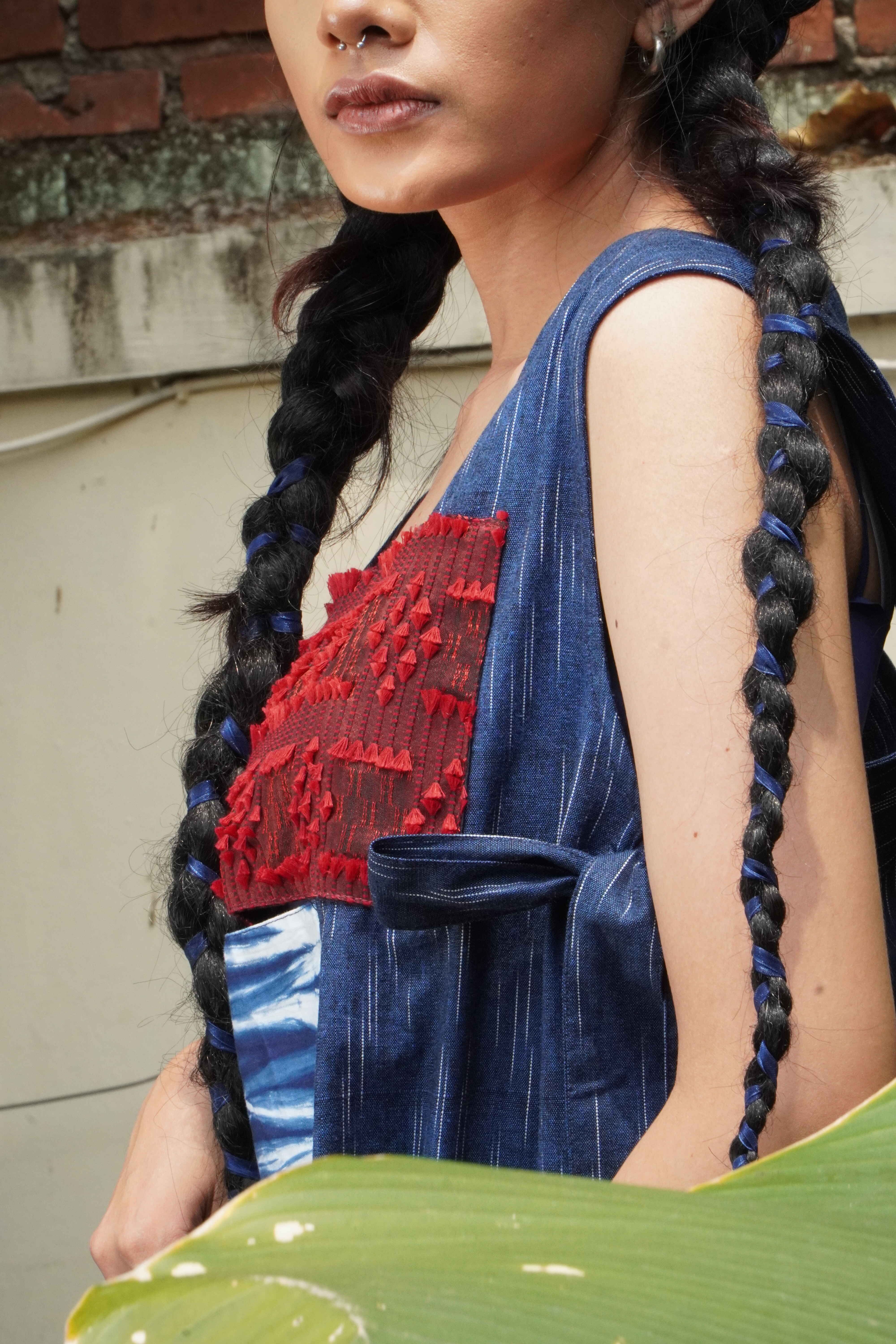 BOOLAO Vest Anyam Kebaya Kutubaru Sleeveless Shibori Tenun
