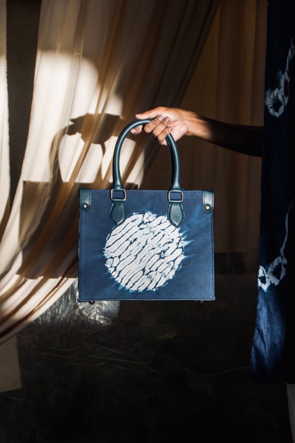 BOOLAO Del Luna Totebag