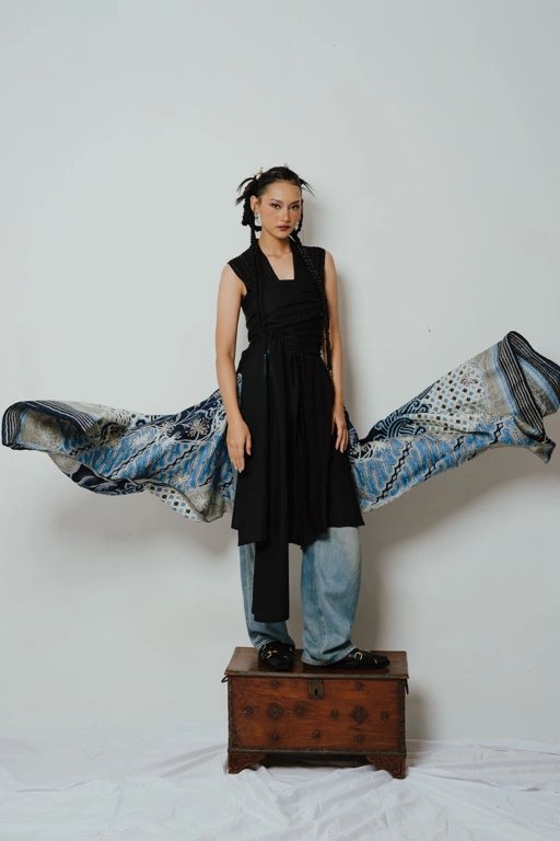 Image of Salin Outer ASMARA Kemben Sleeveless Detachable (Kebaya Bongkar Pasang) - Hitam