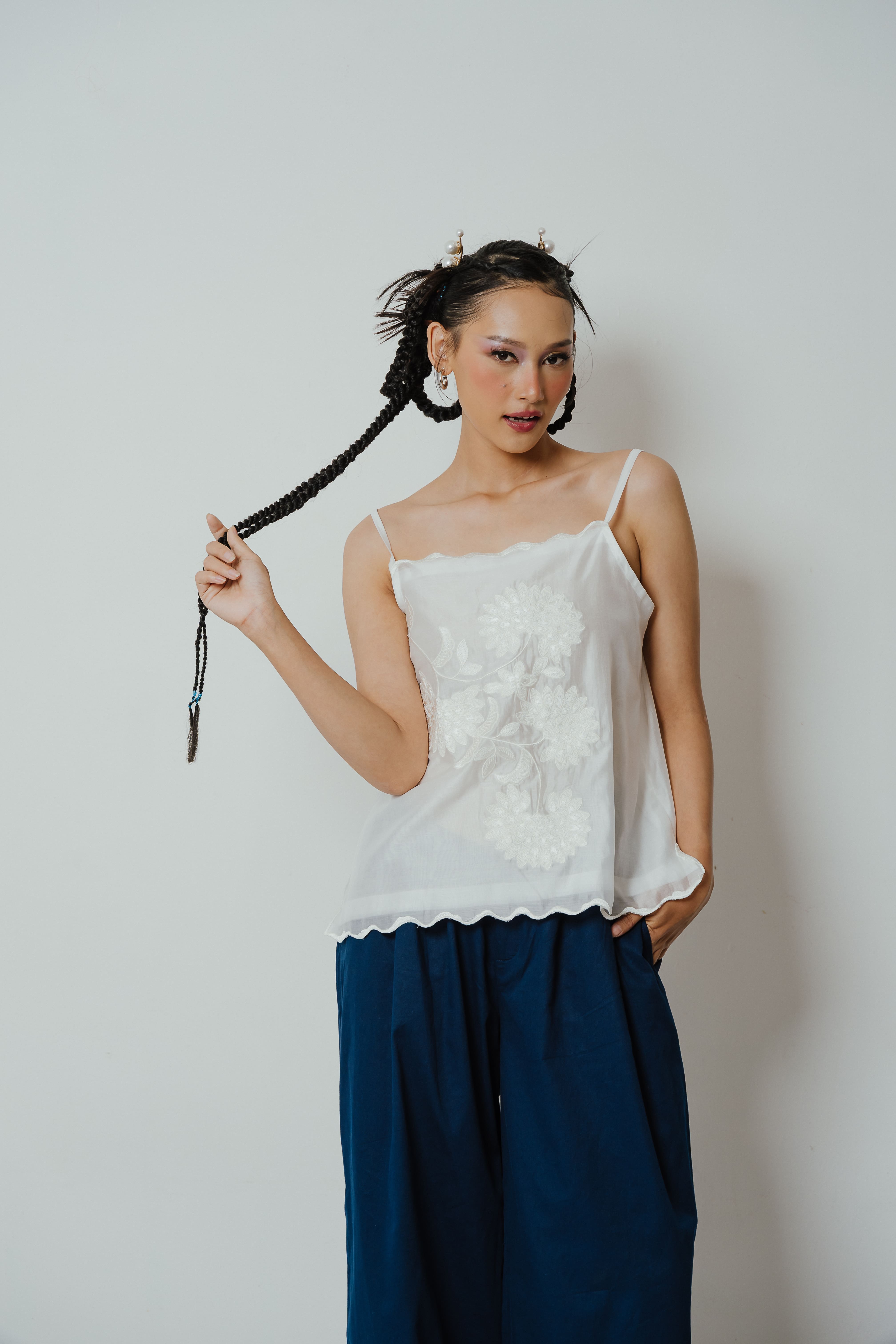 BOOLAO X Putri Anjani Camisole lotus Embroidery - White