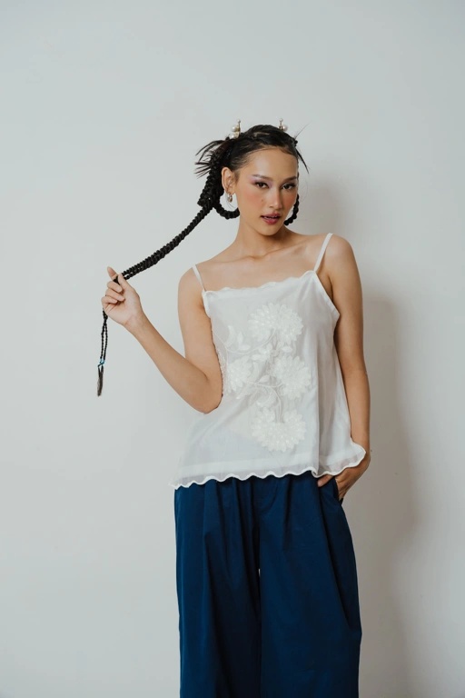 BOOLAO X Putri Anjani Camisole lotus Embroidery - White