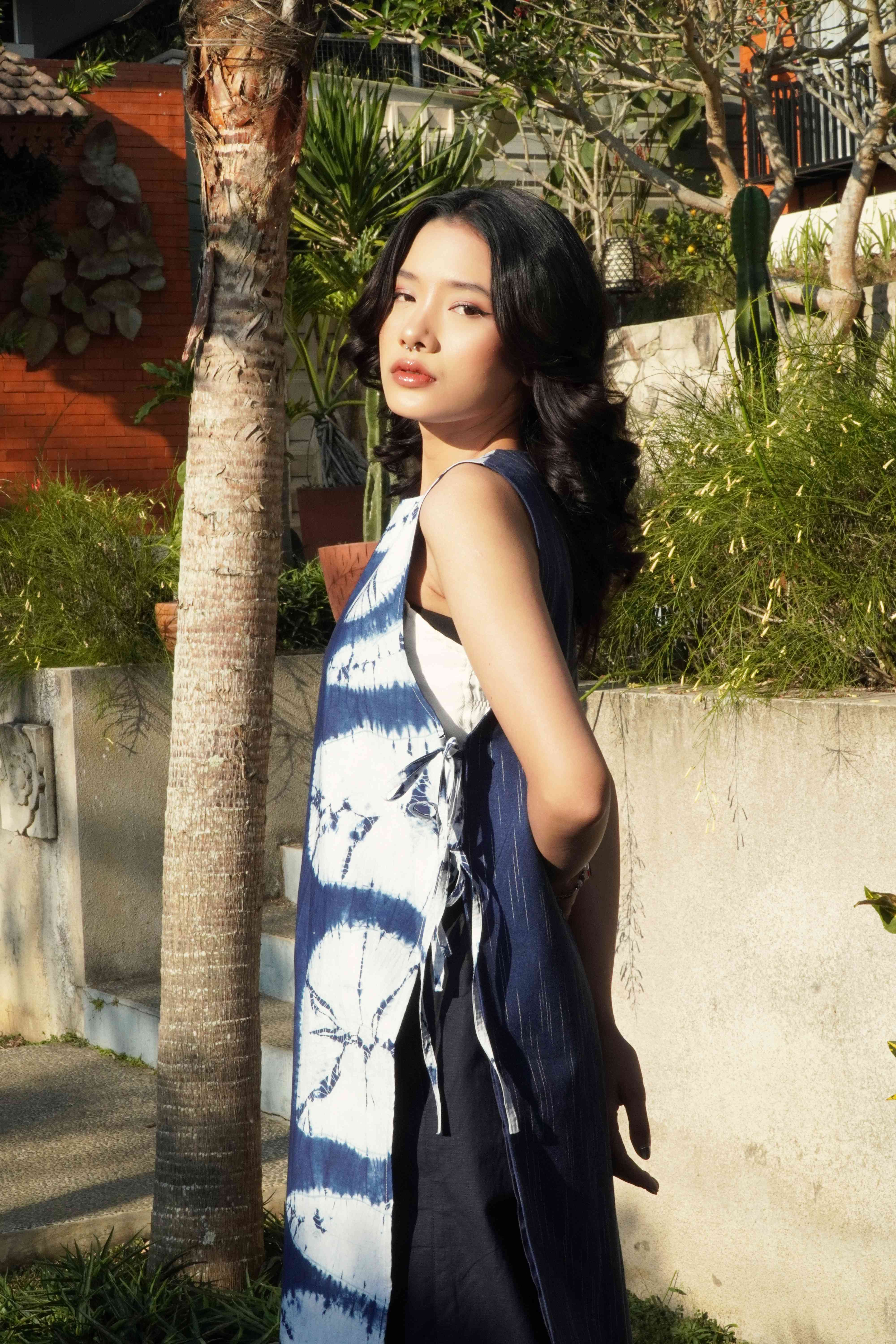 BOOLAO Tumbuh Vest Shibori