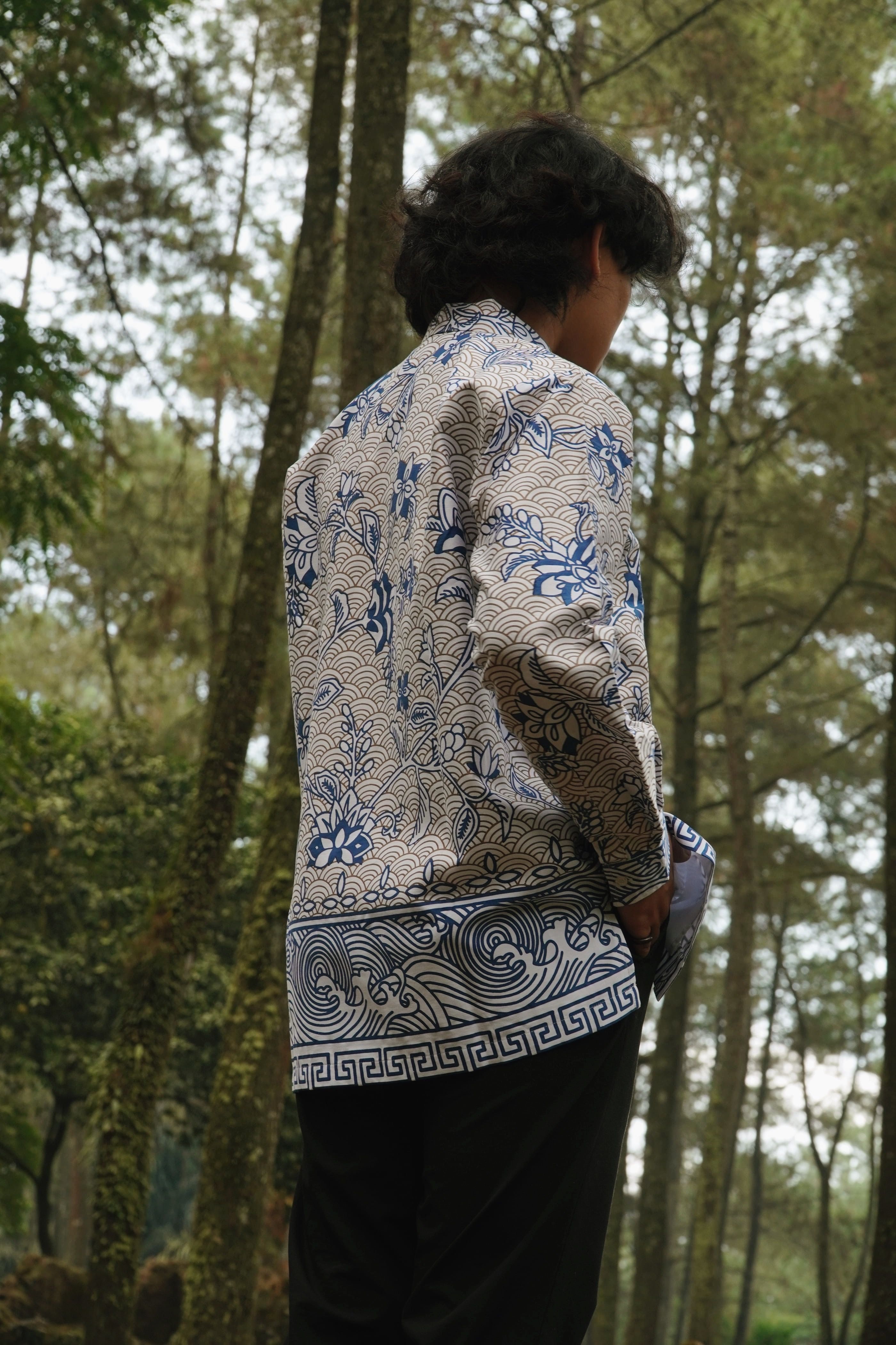 BOOLAO Kemeja Porcelain Batik