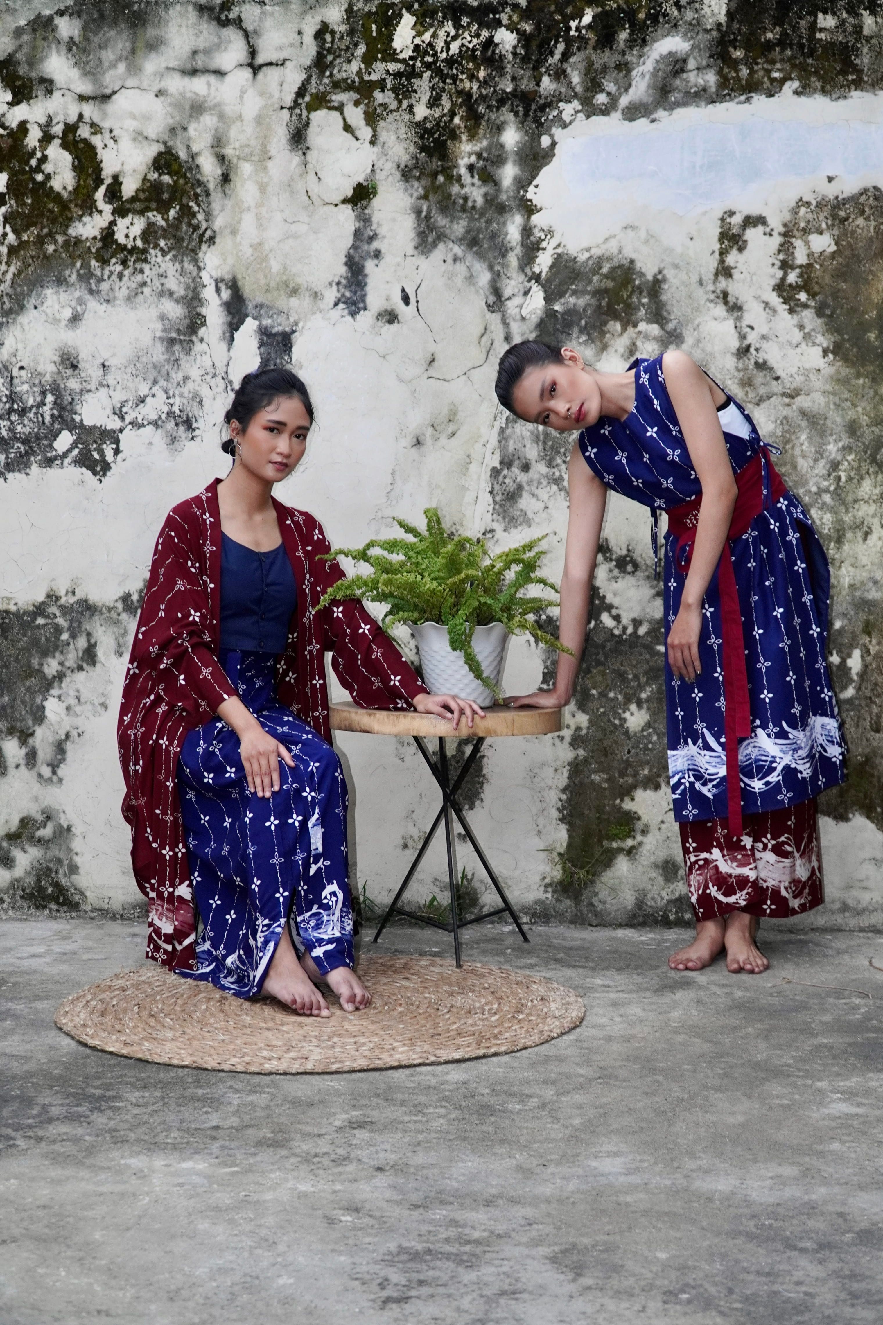 BOOLAO Kumeli Outer Kebaya Detachable (Kebaya Bongkar Pasang Batik Kawung) - Maroon