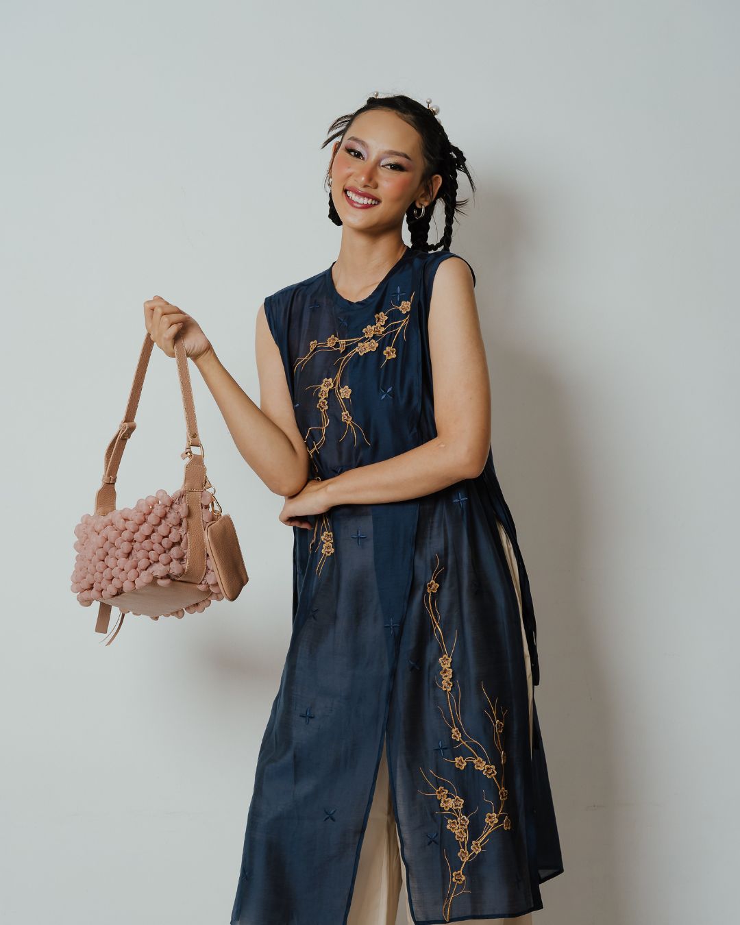 BOOLAO Long Vest Sakura 3D Embroidery - Dark Blue