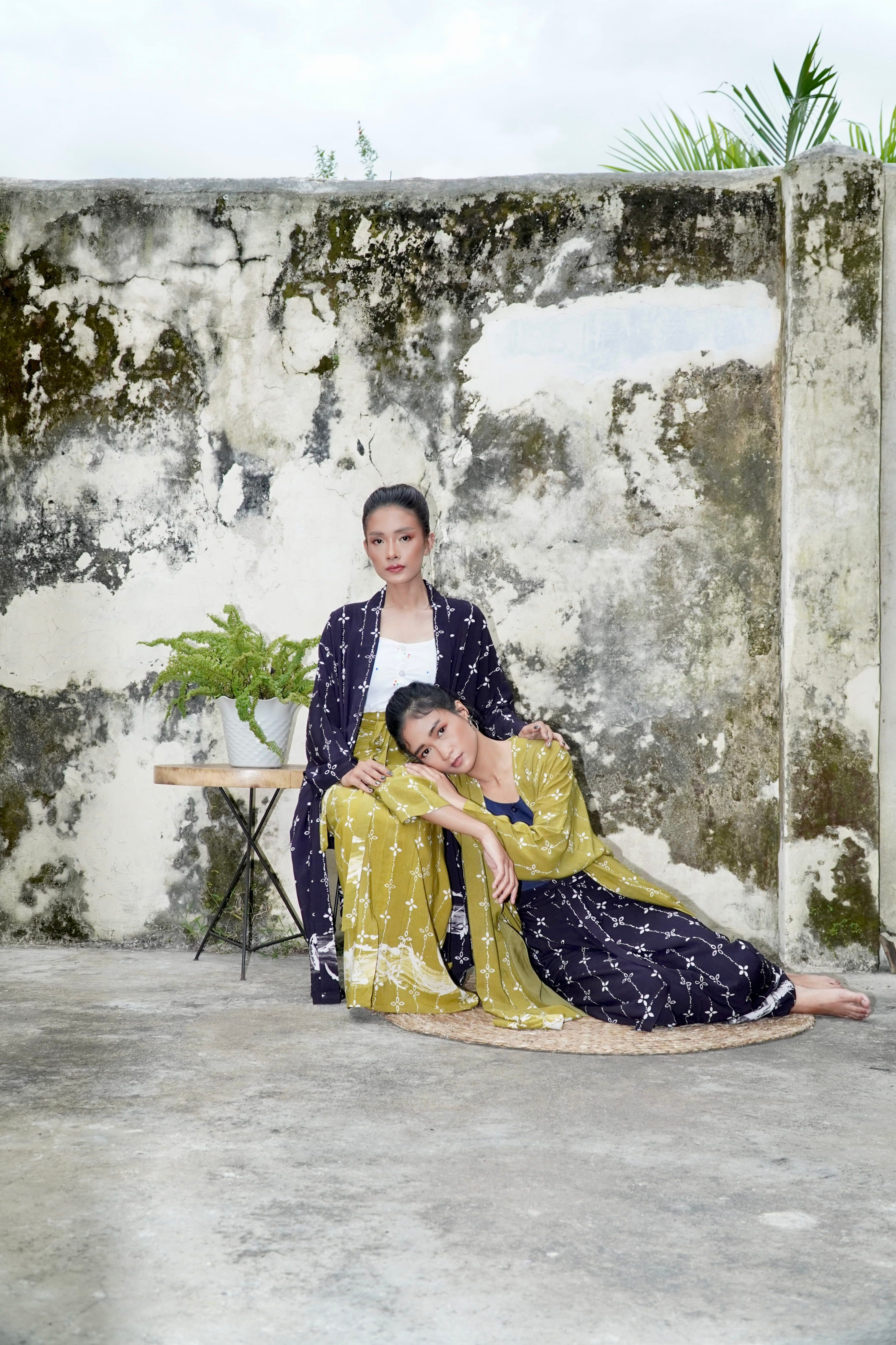 BOOLAO Kumeli Wrap Skirt Lime Green (Rok Lilit Ikat Batik Kawung) - Hijau Olive