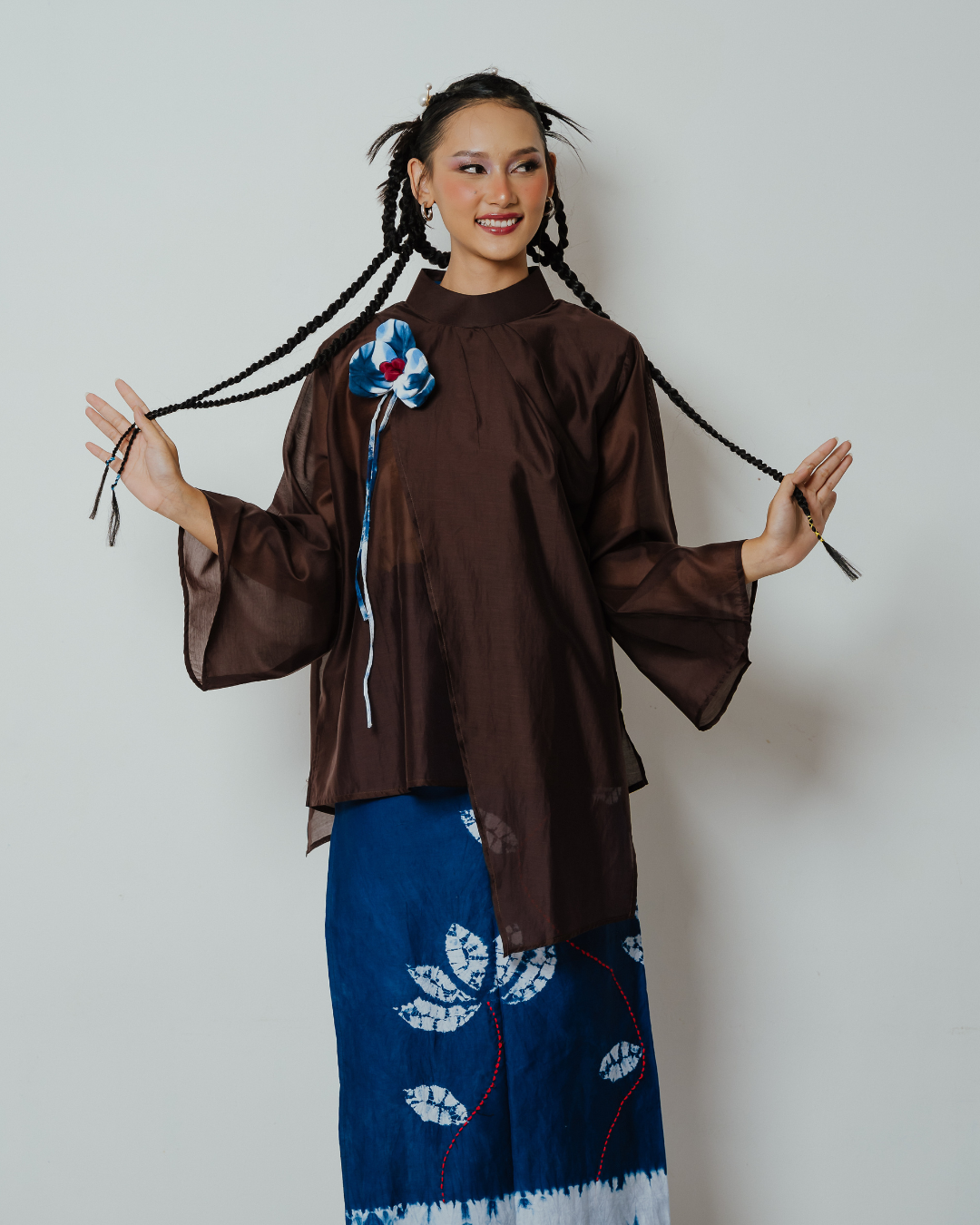 Blouse Nawang Wulan Long Sleeve - Brown