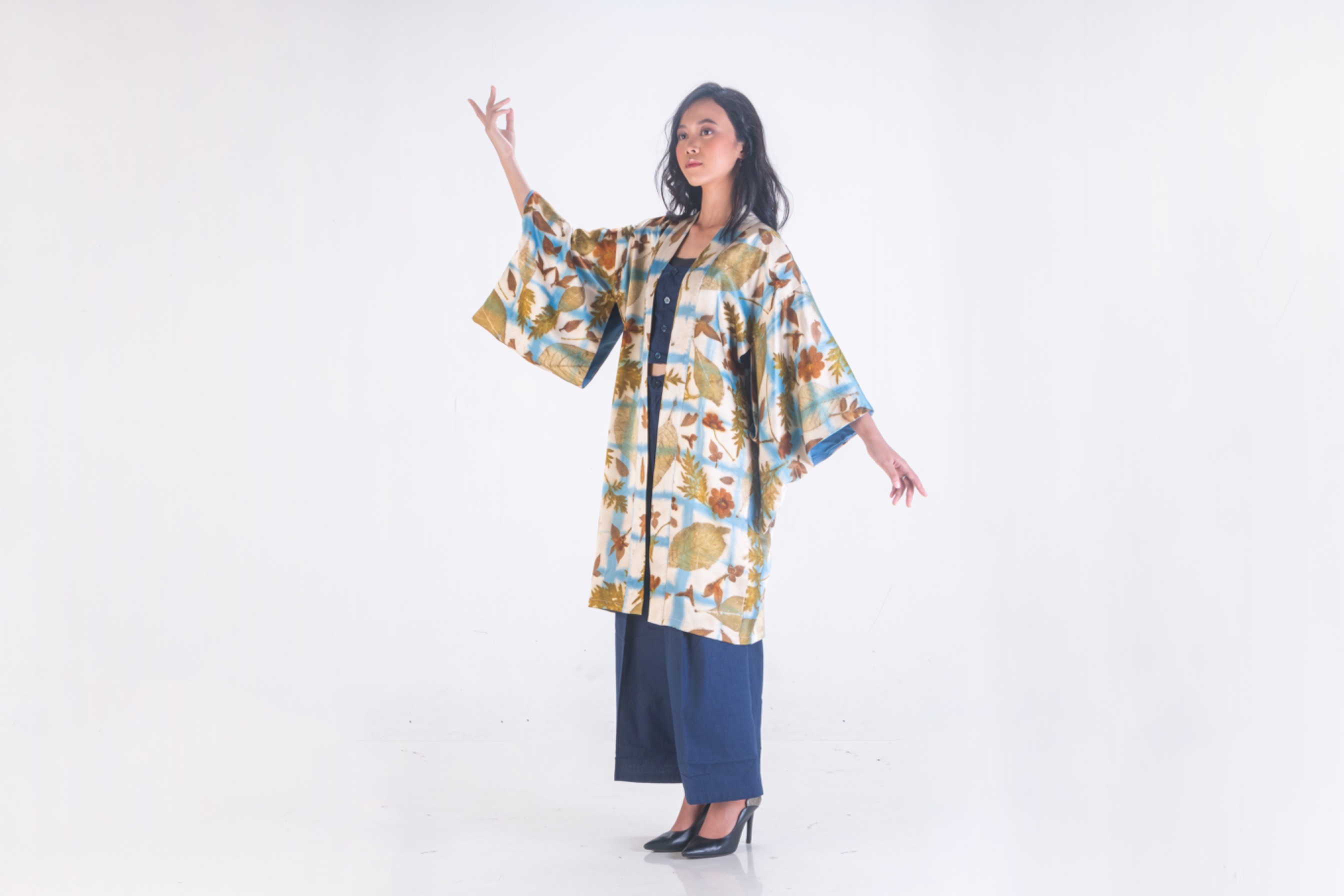 BOOLAO Itajime Kimono Shibori on Ecoprint Falling Botanical