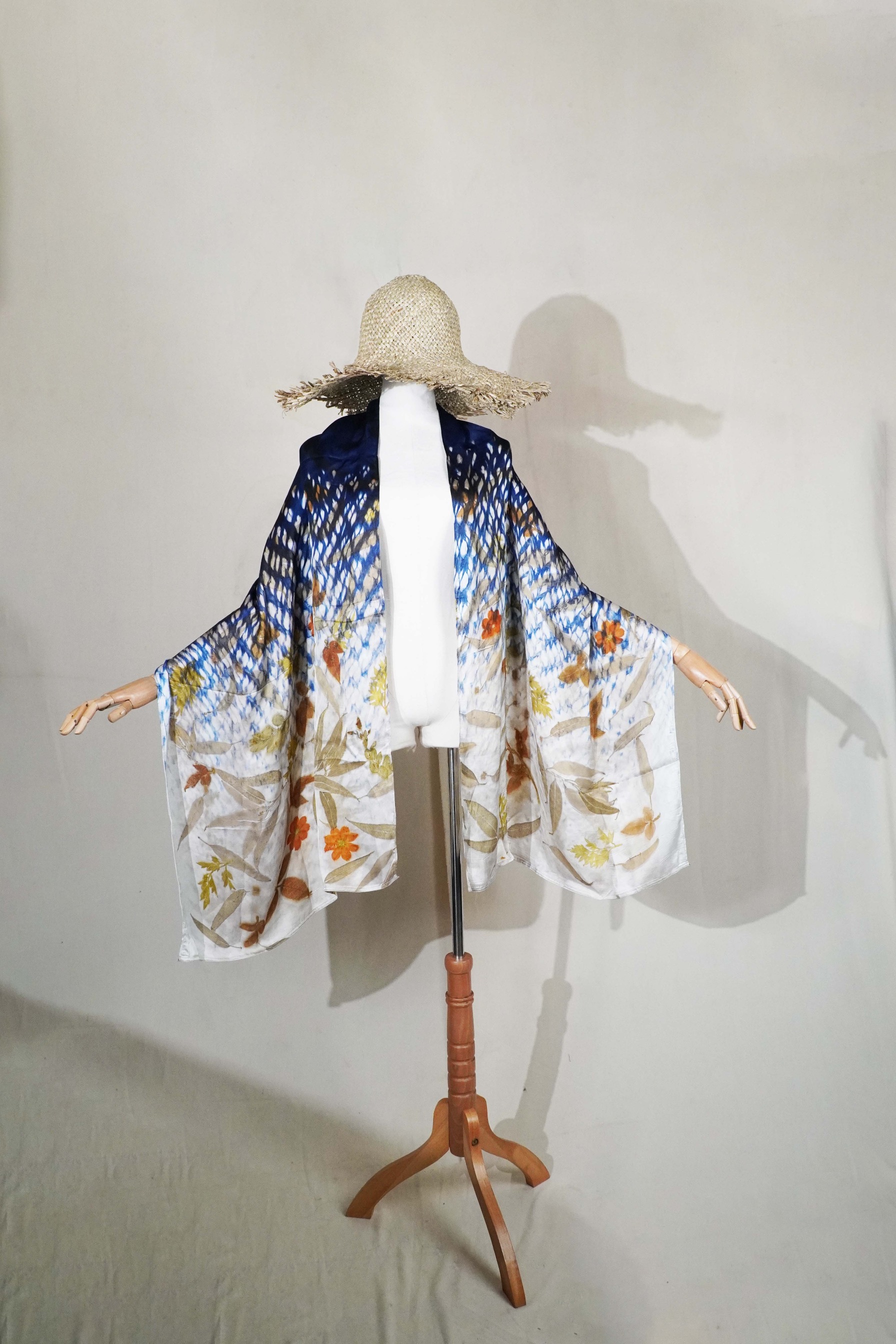 BOOLAO Shawl OMBRE Shibori on Ecoprint