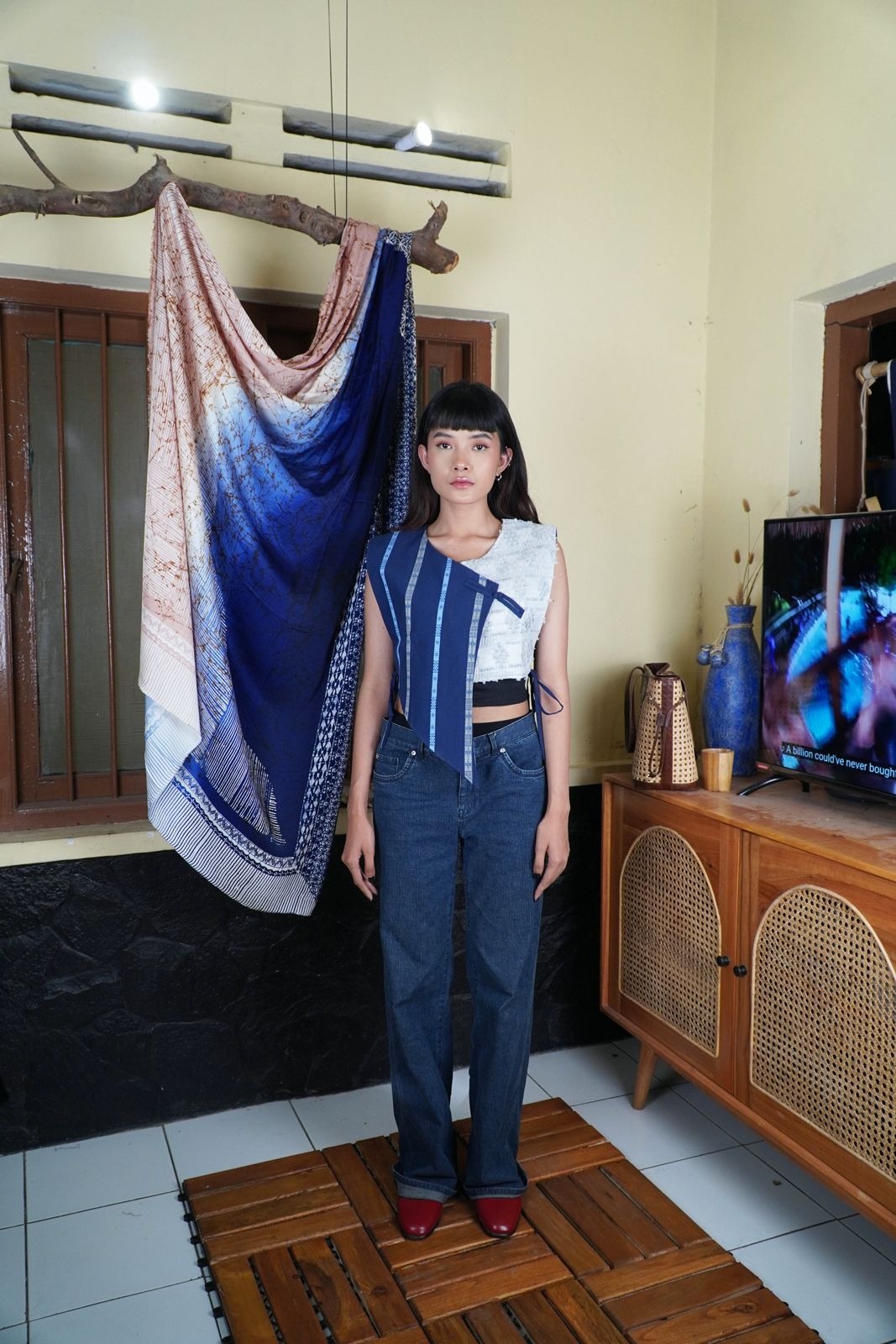 BOOLAO Asymmetric Vest Harmony