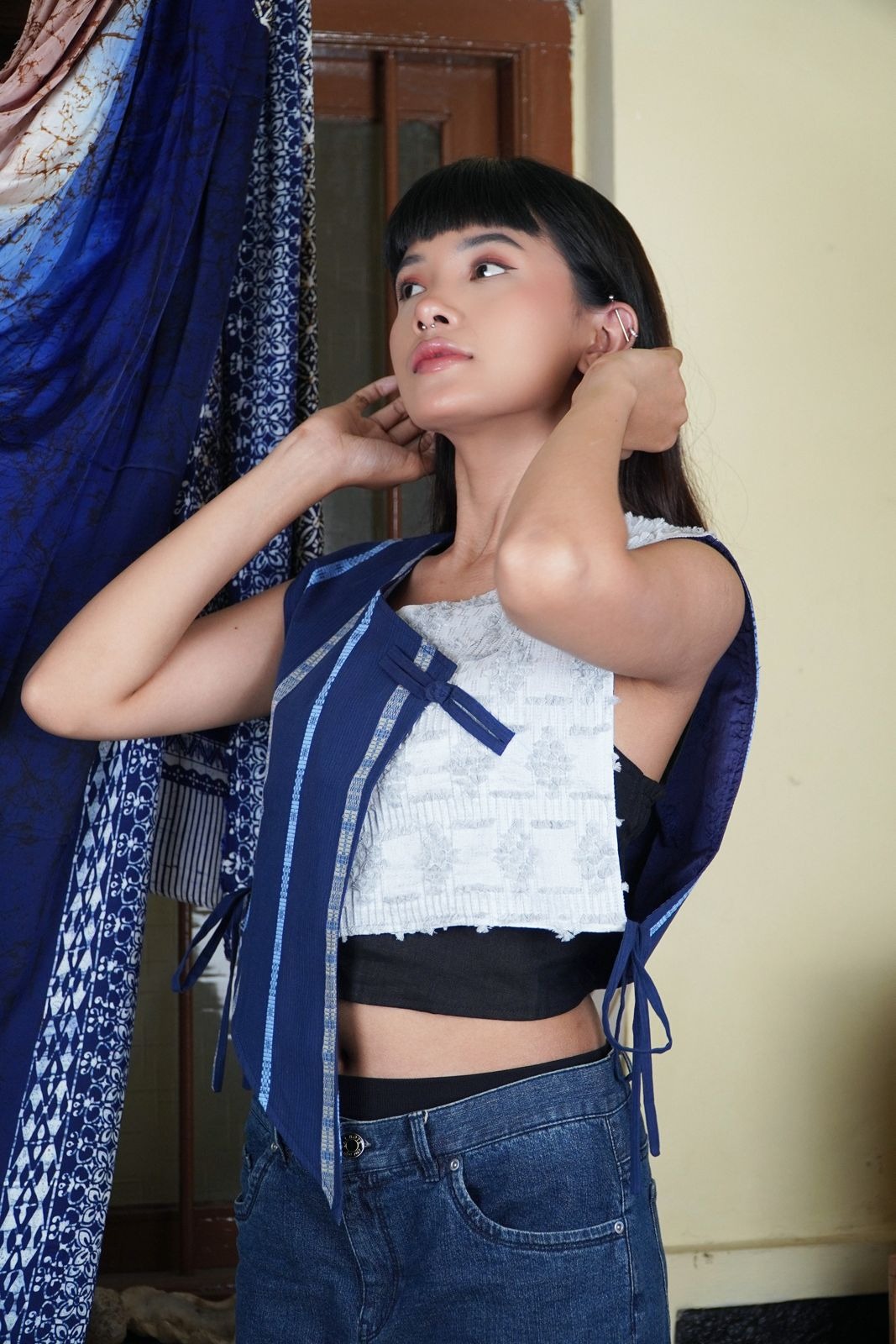 BOOLAO Asymmetric Vest Harmony