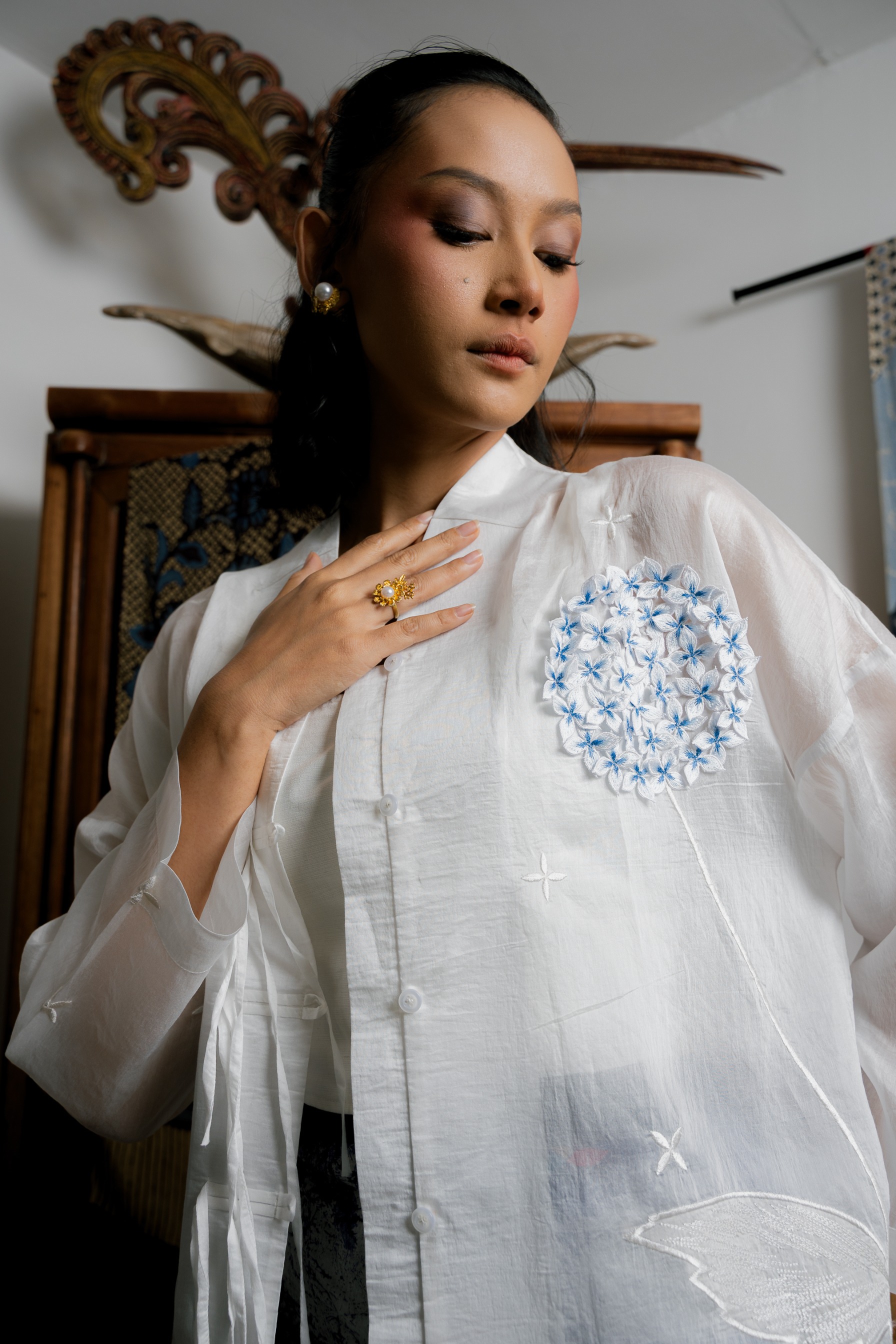 BOOLAO Kembang Borondong Kebaya Tunik Panjang